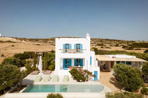Villa with Private Pool photo 1