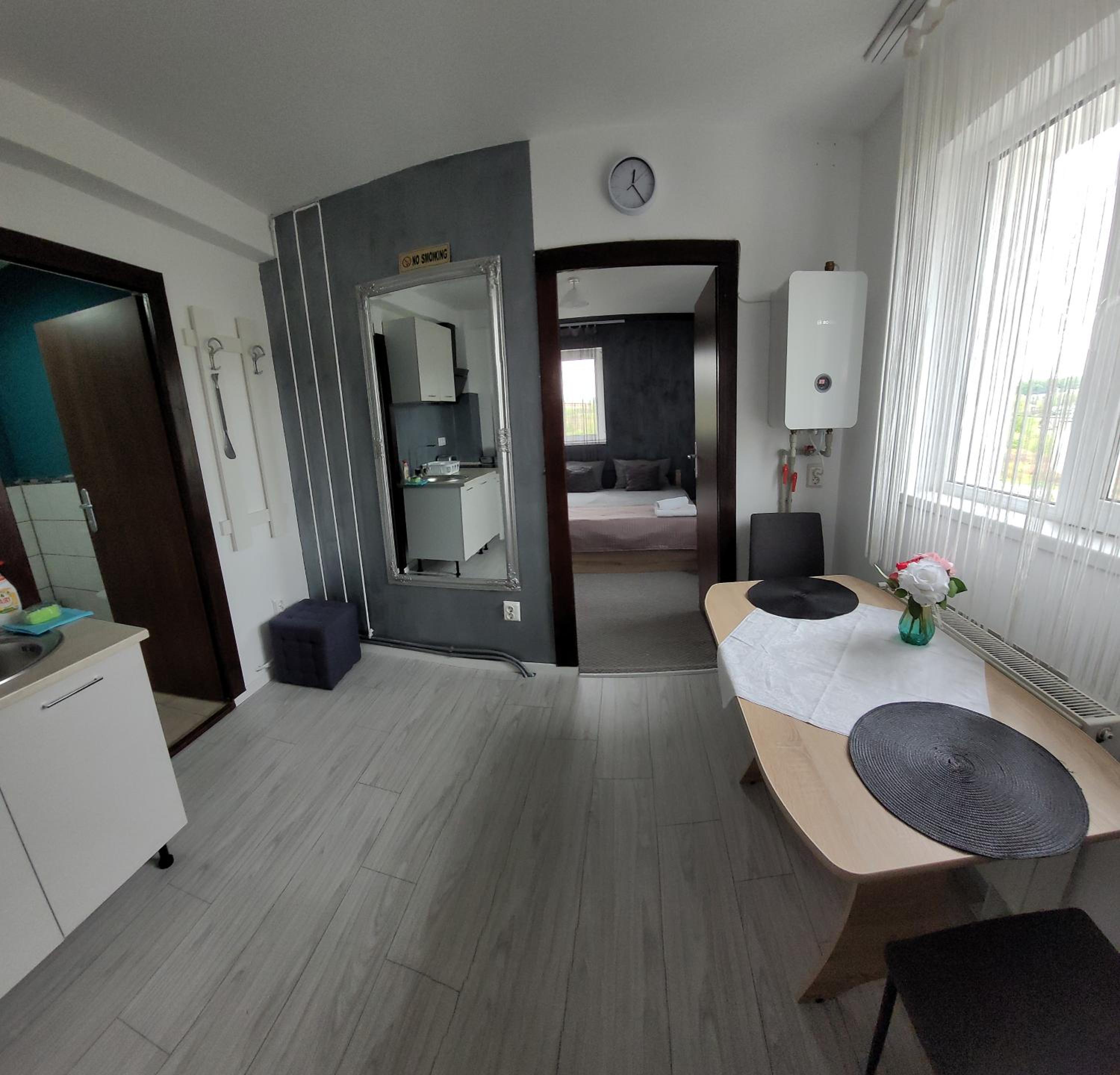 Apartment - Photo 9