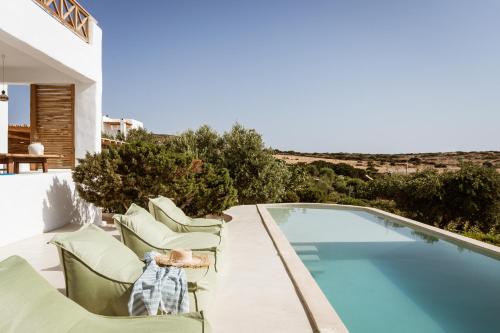 Villa with Private Pool photo 3
