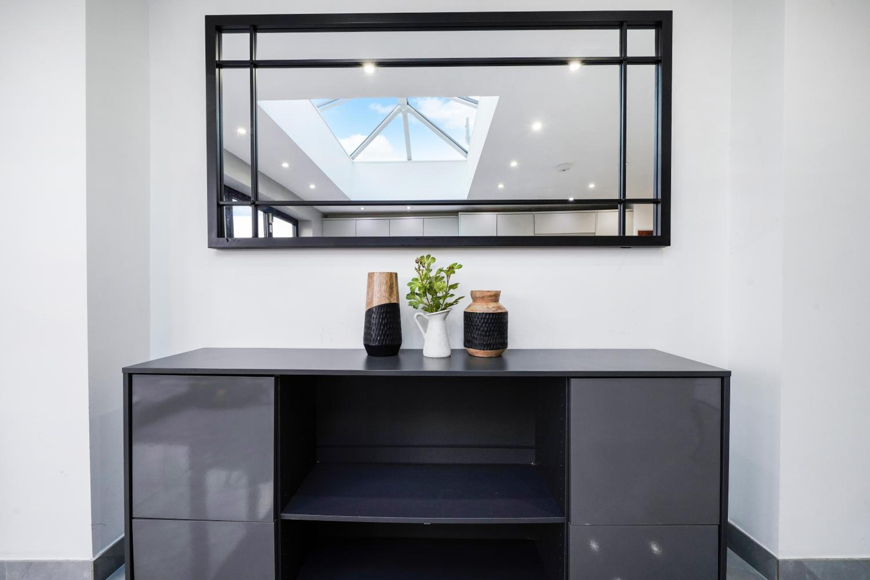 Three-Bedroom House photo 2