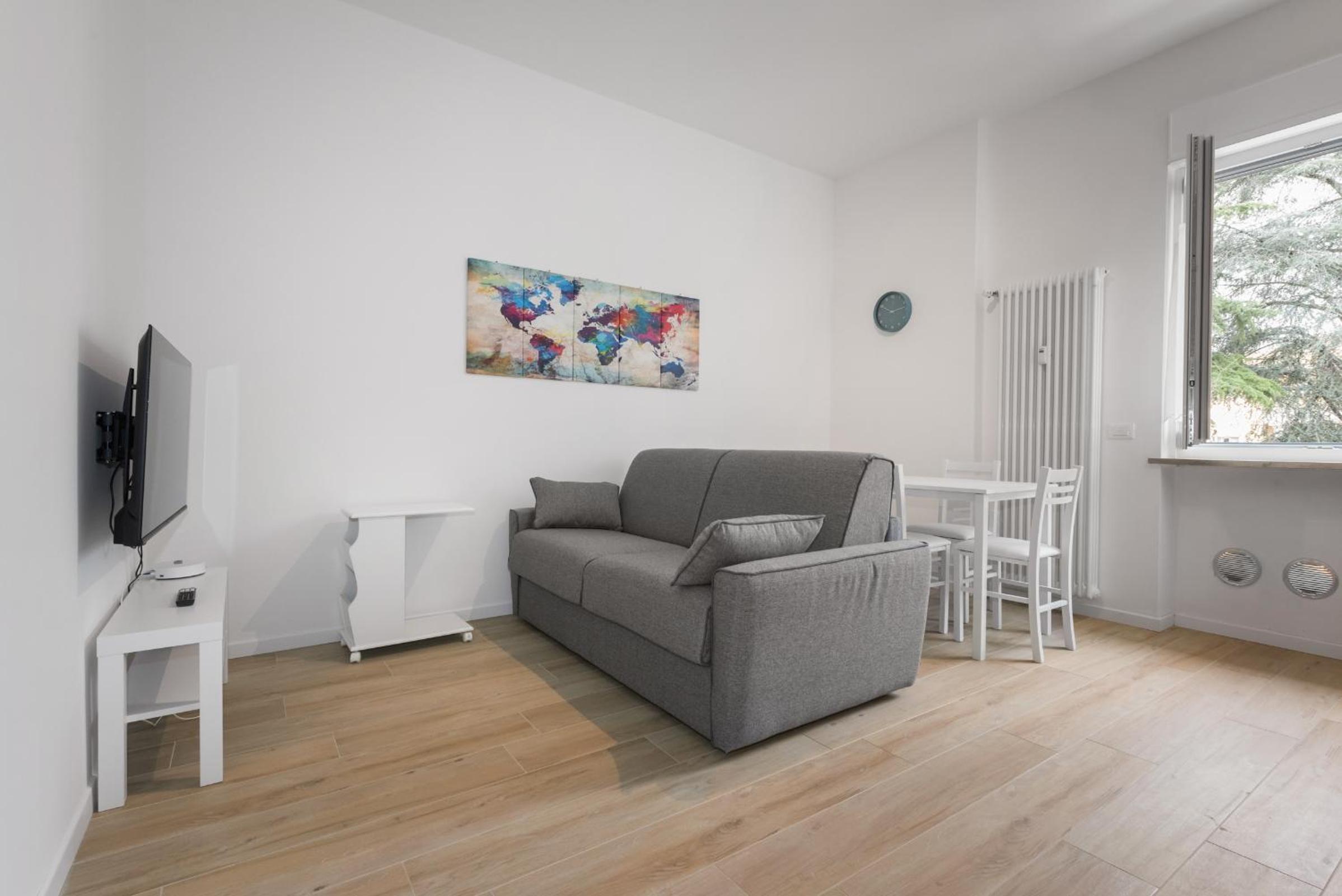 One-Bedroom Apartment