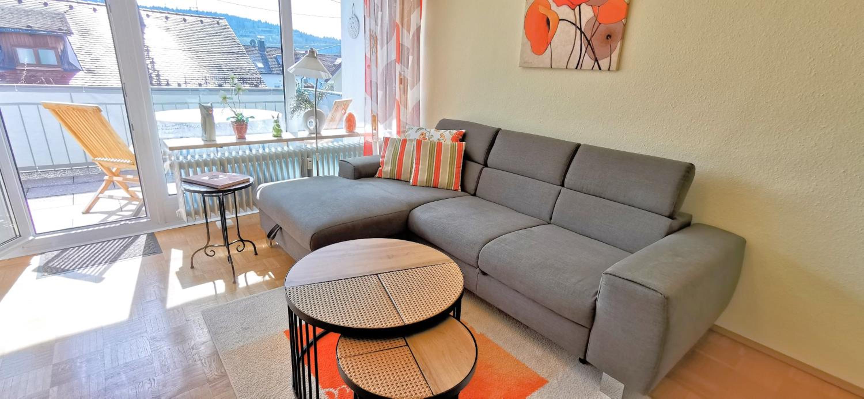 One-Bedroom Apartment with Balcony photo 2