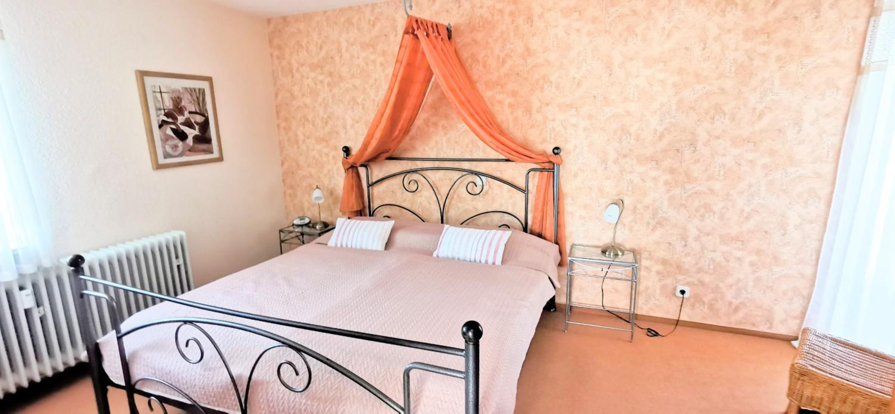 One-Bedroom Apartment with Balcony photo 3