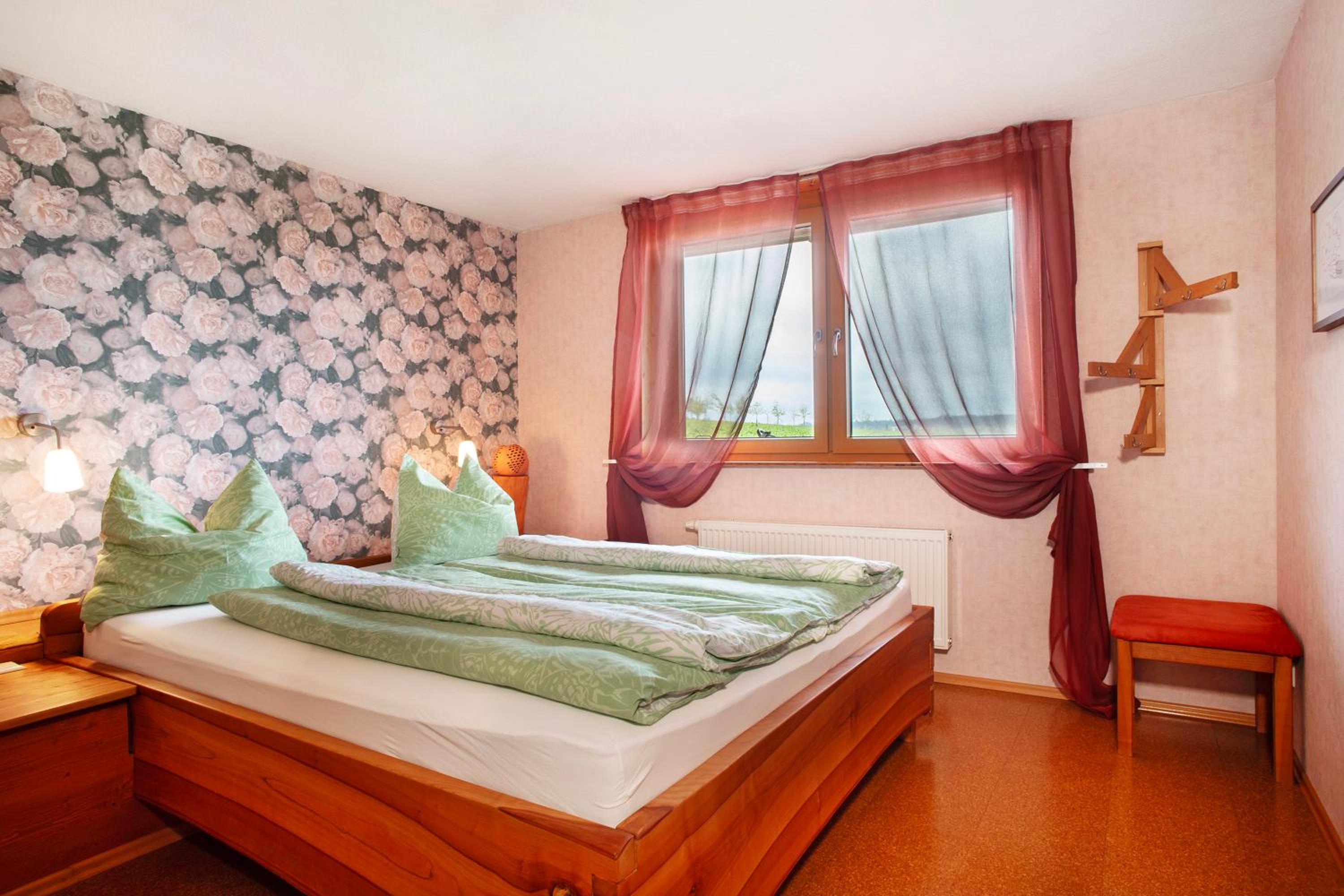 Two-Bedroom Deluxe Apartment with Garden View photo 1