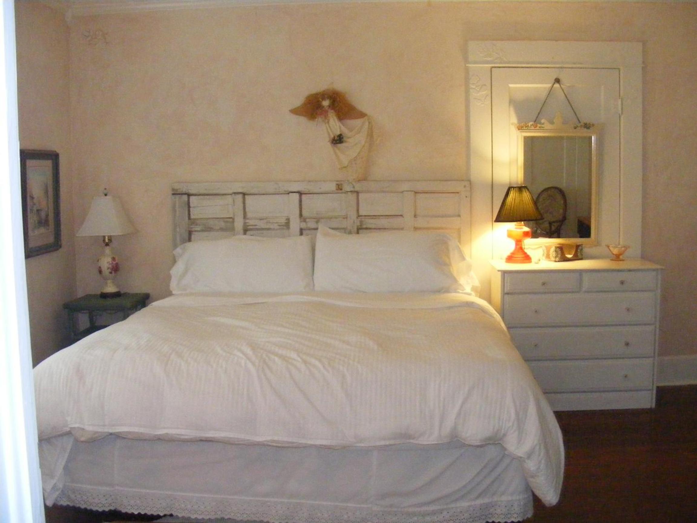 Three-Bedroom Suite - Photo 1