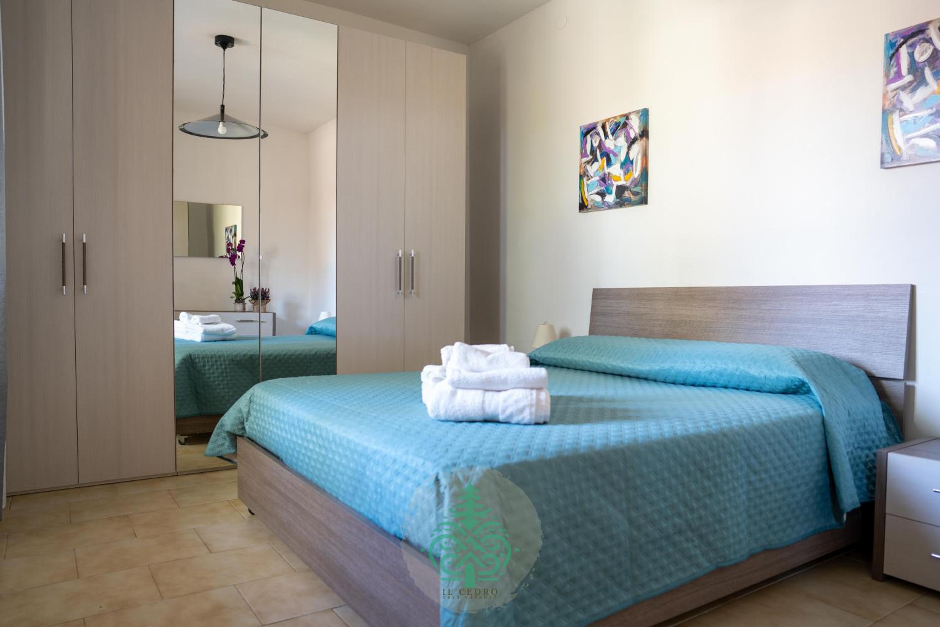 One-Bedroom House photo 1