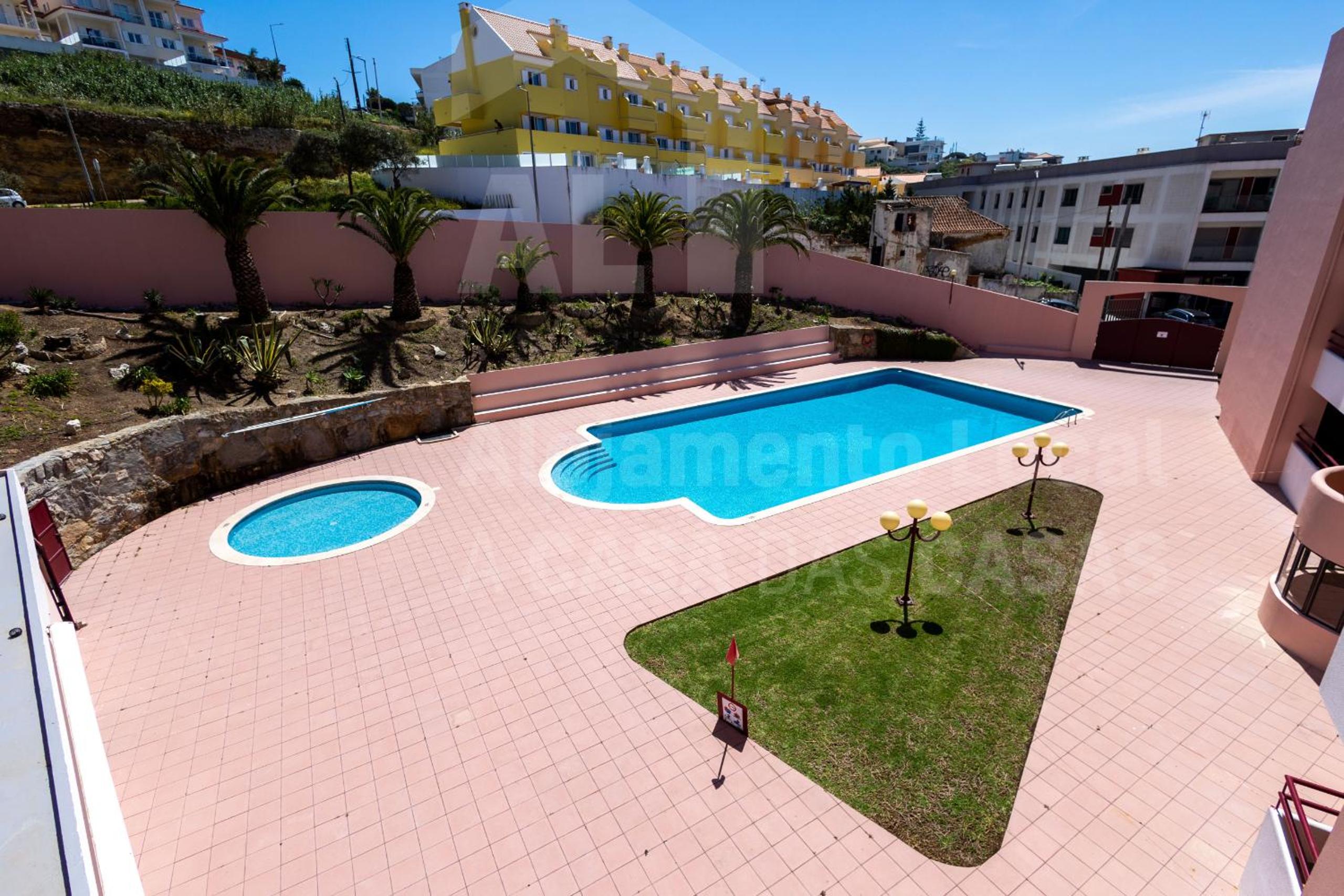 Apartment with Balcony photo 3