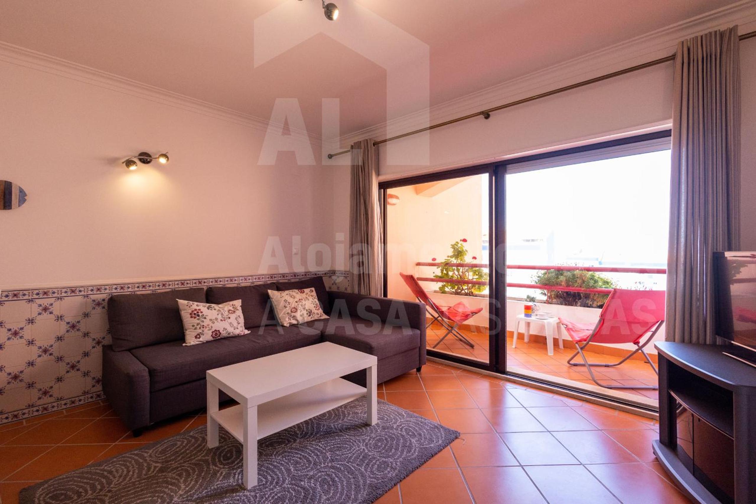 Apartment with Balcony photo 1