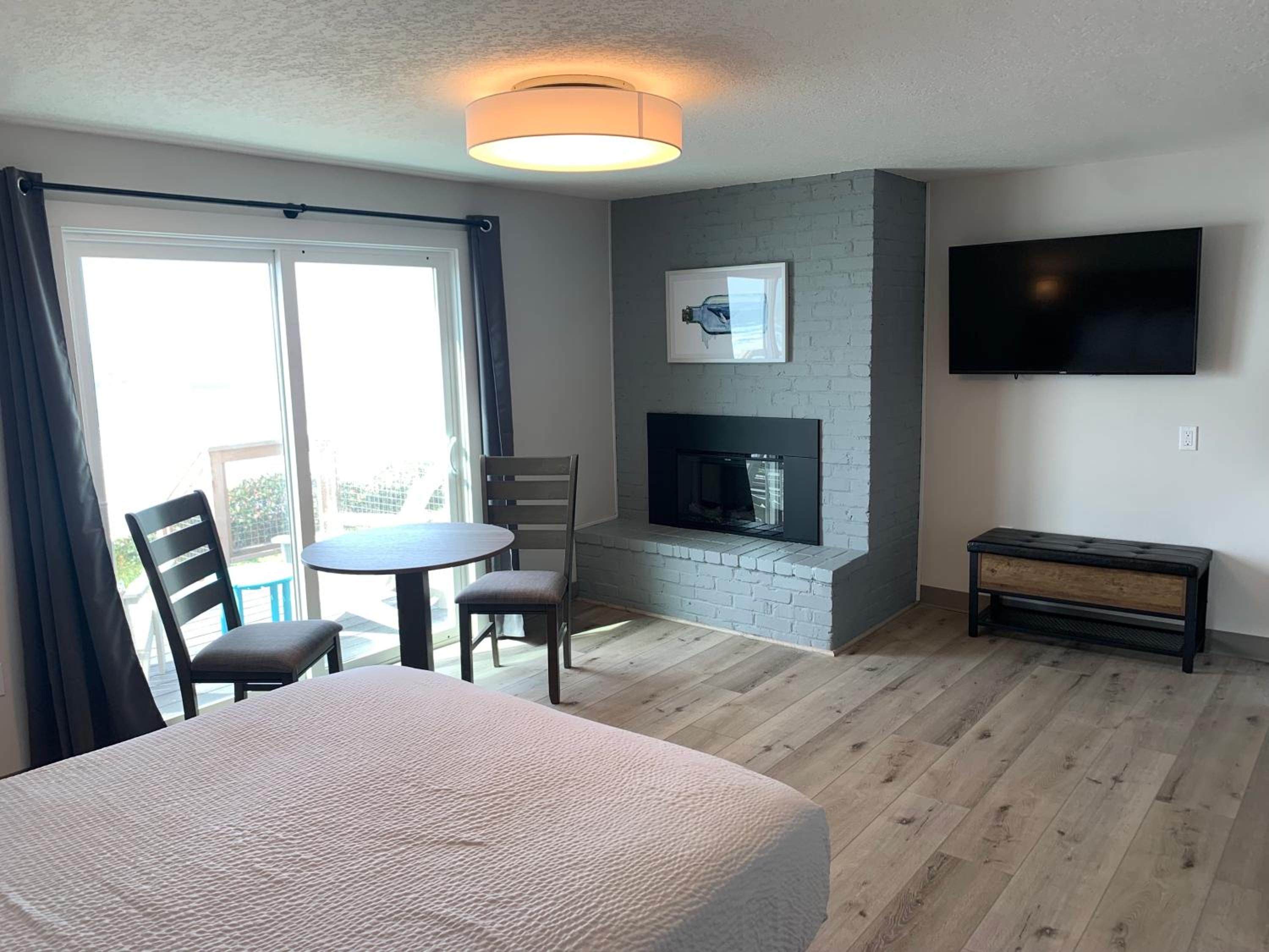 West Beach Suites, Photo 20