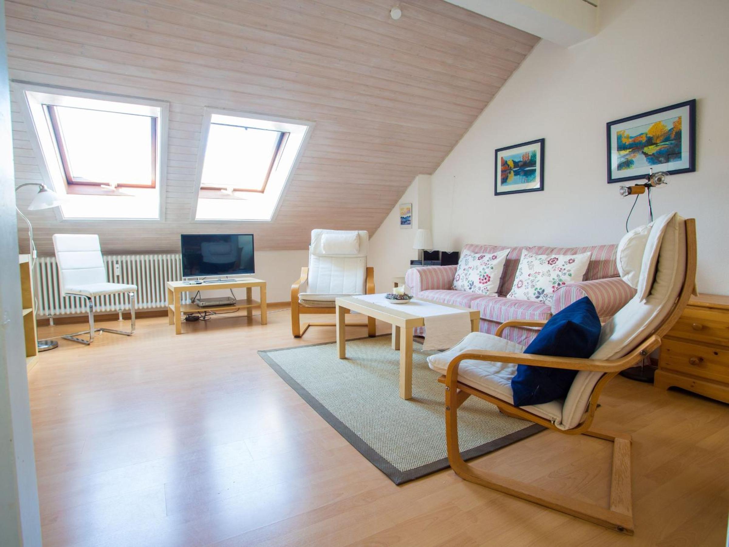 Two-Bedroom Deluxe Apartment with Balcony photo 1