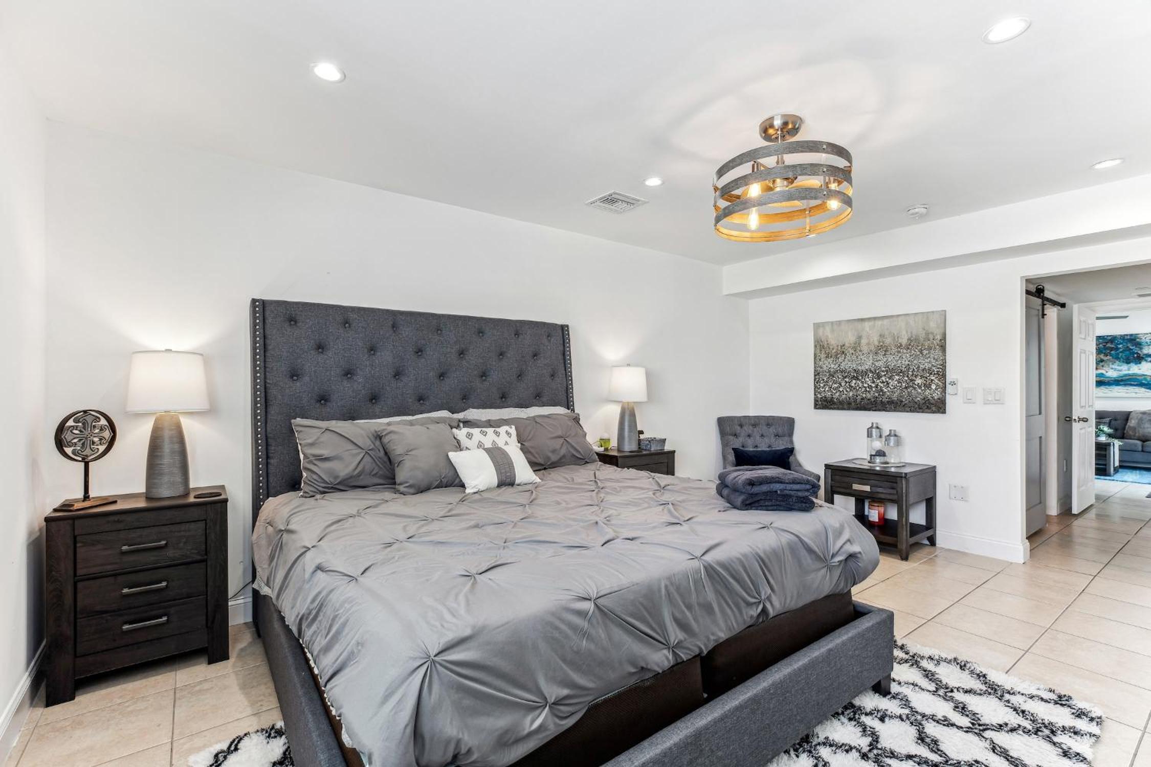 Four-Bedroom House photo 1