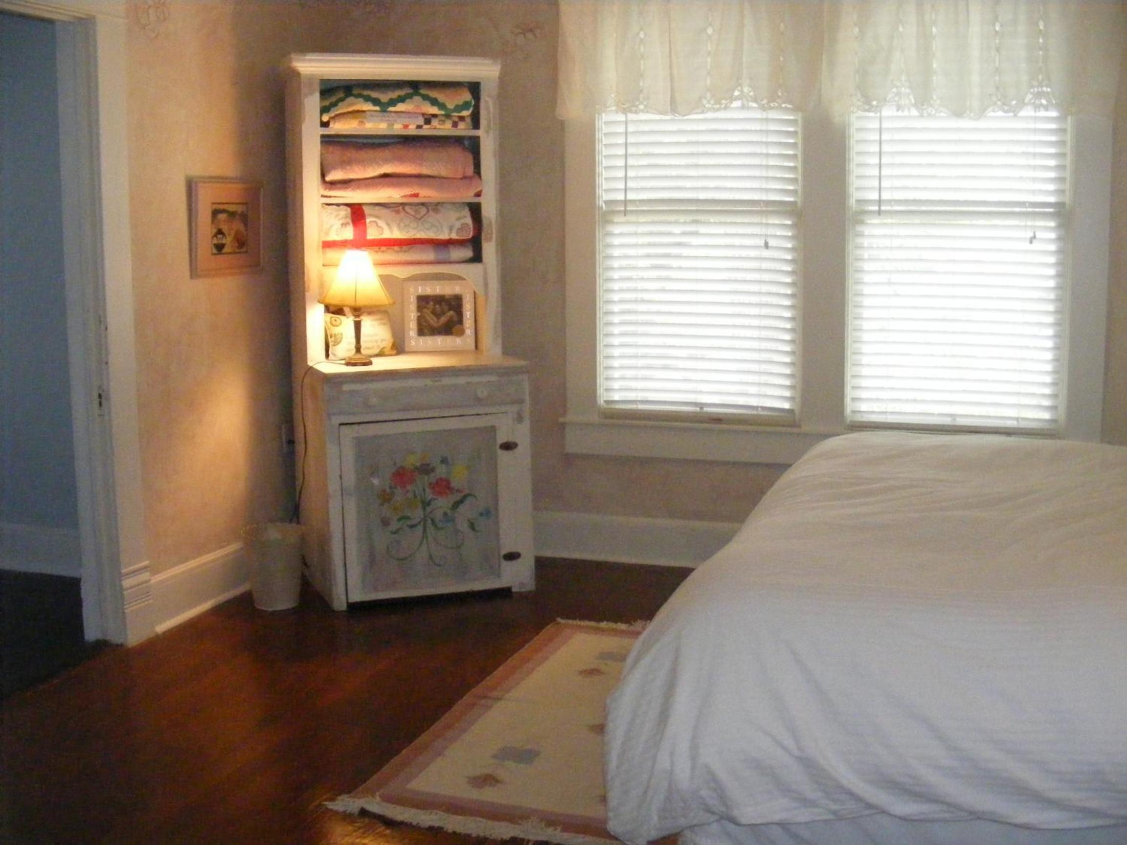 Three-Bedroom Suite - Photo 8