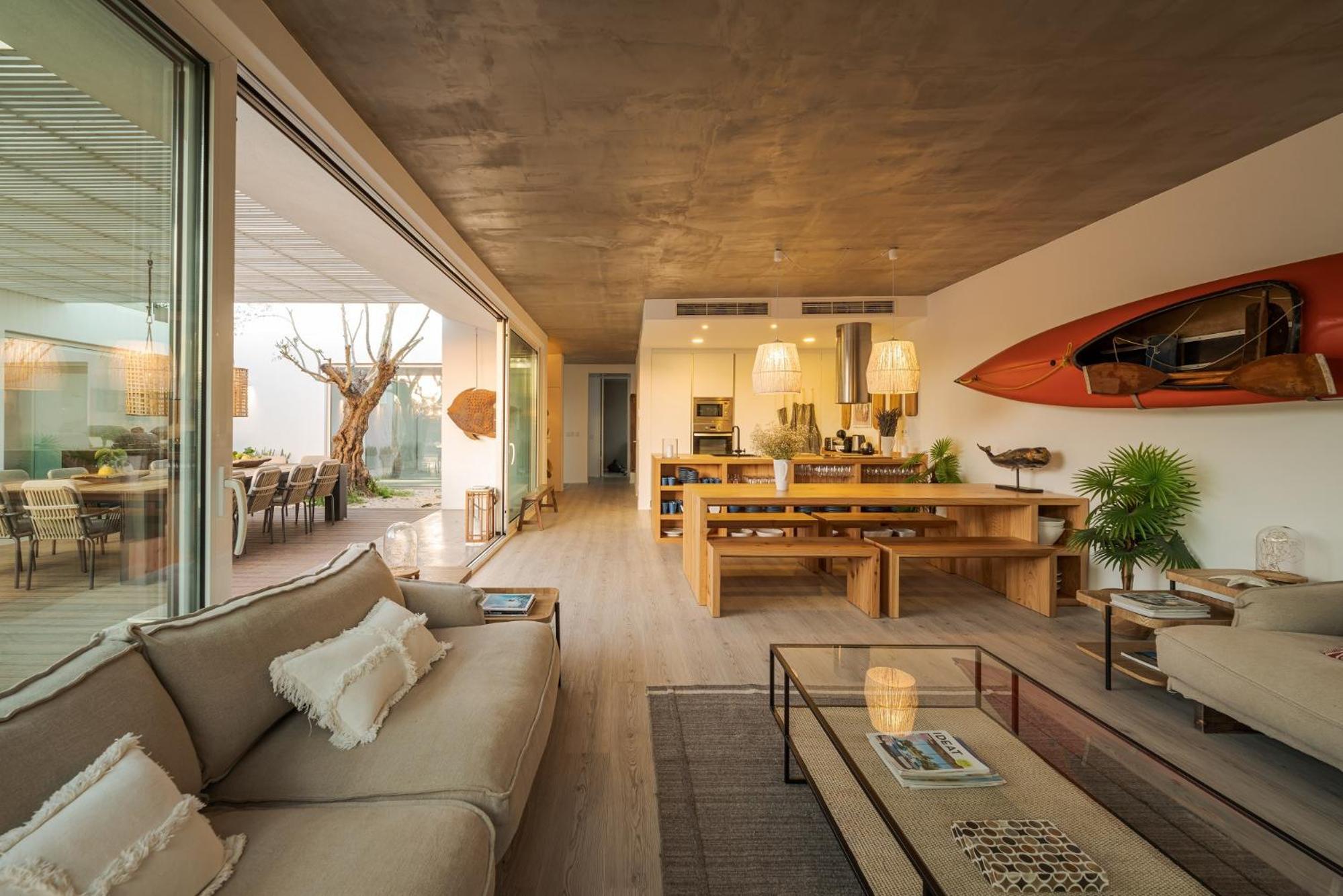 Villa photo 3