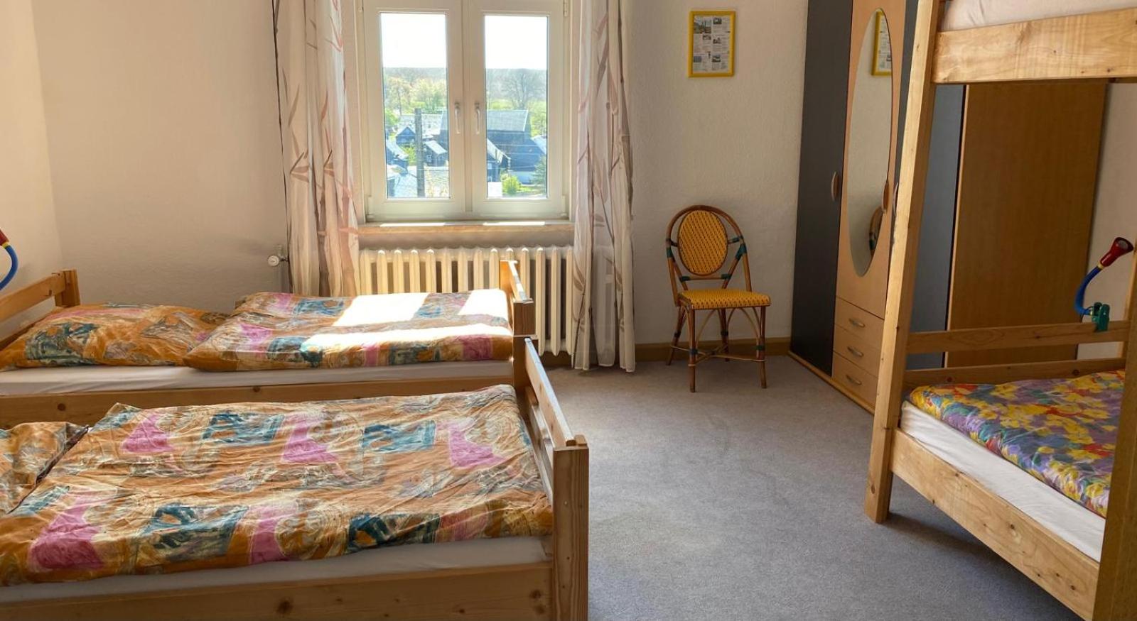 Triple Room With Shared Bathroom photo 3