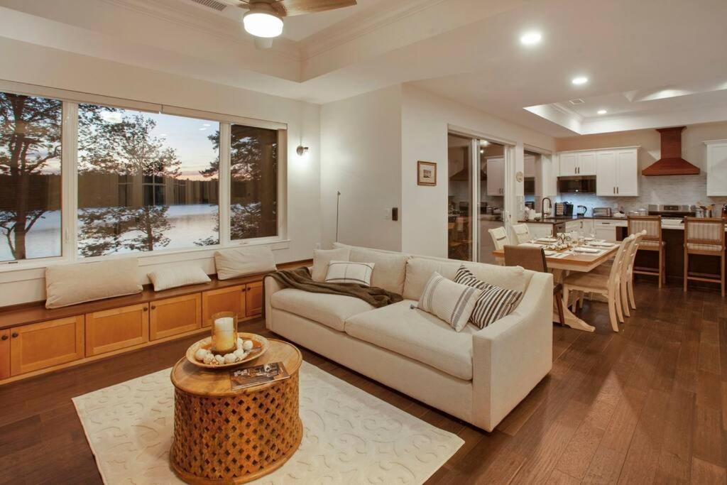 Villa photo 1