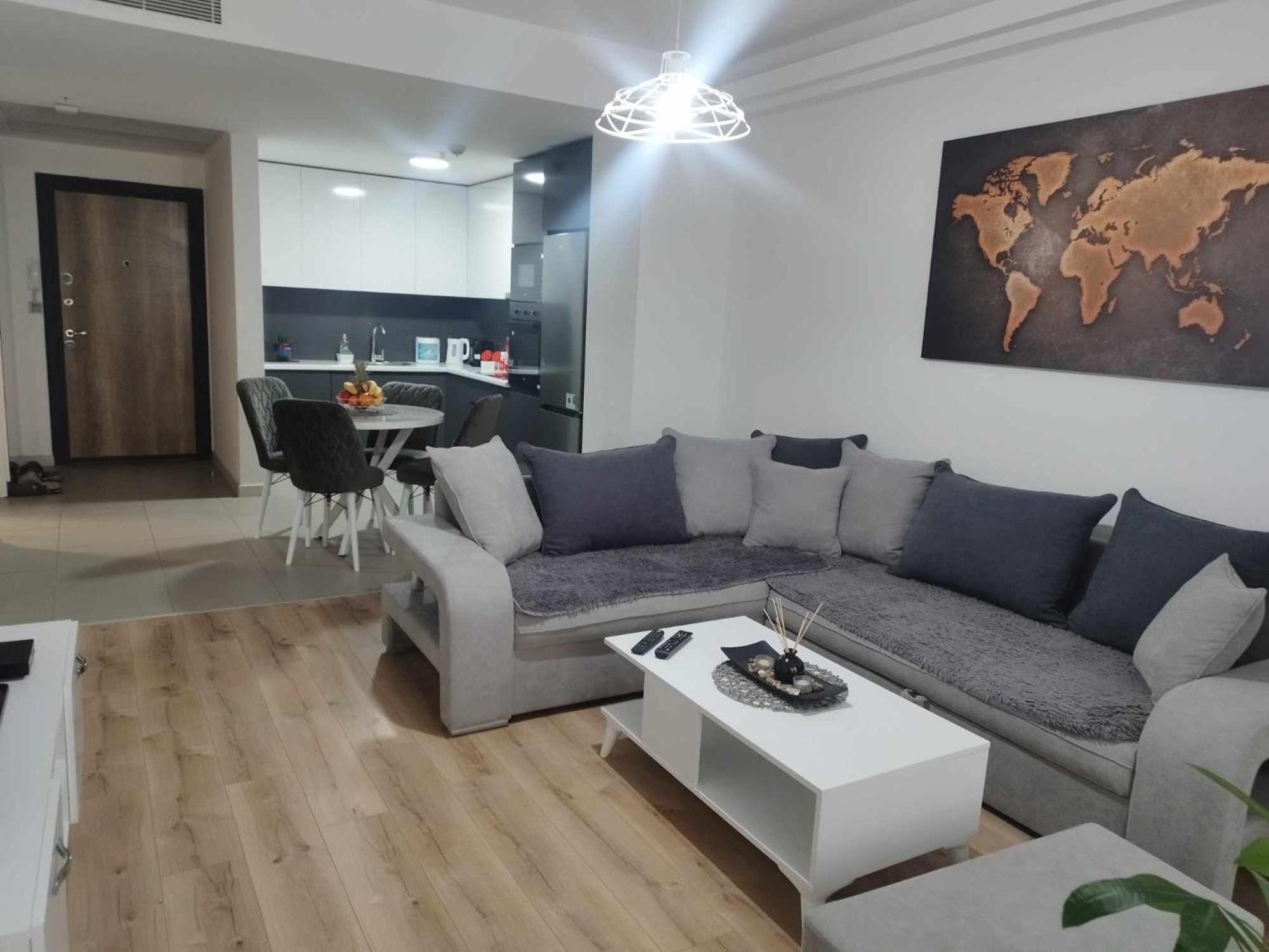 Apartment photo 3