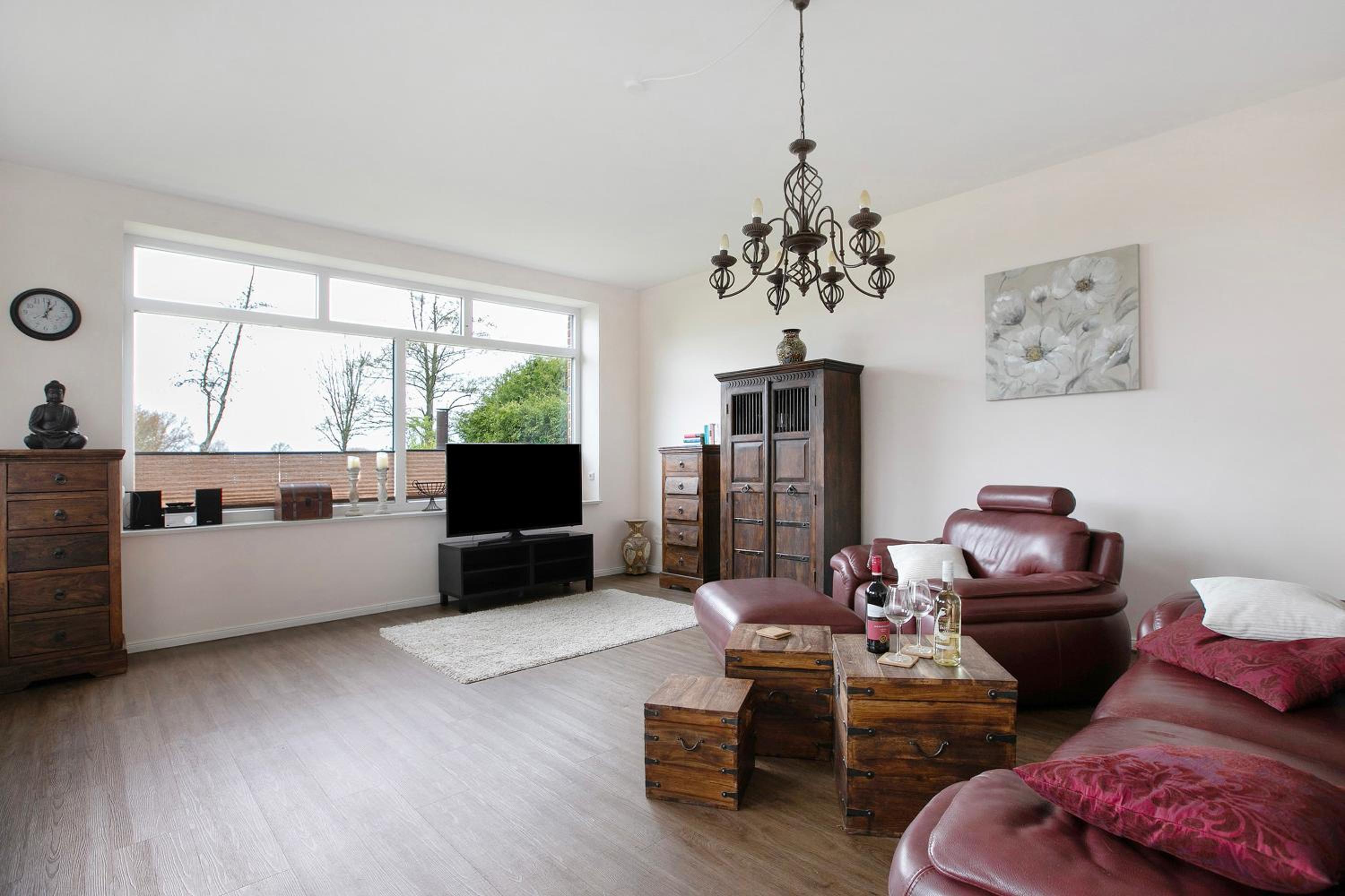 Two-Bedroom Deluxe Apartment with Garden View photo 1