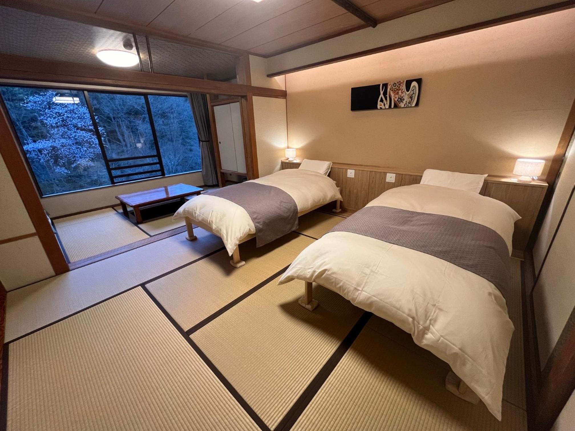 Twin Room with Shared Bathroom