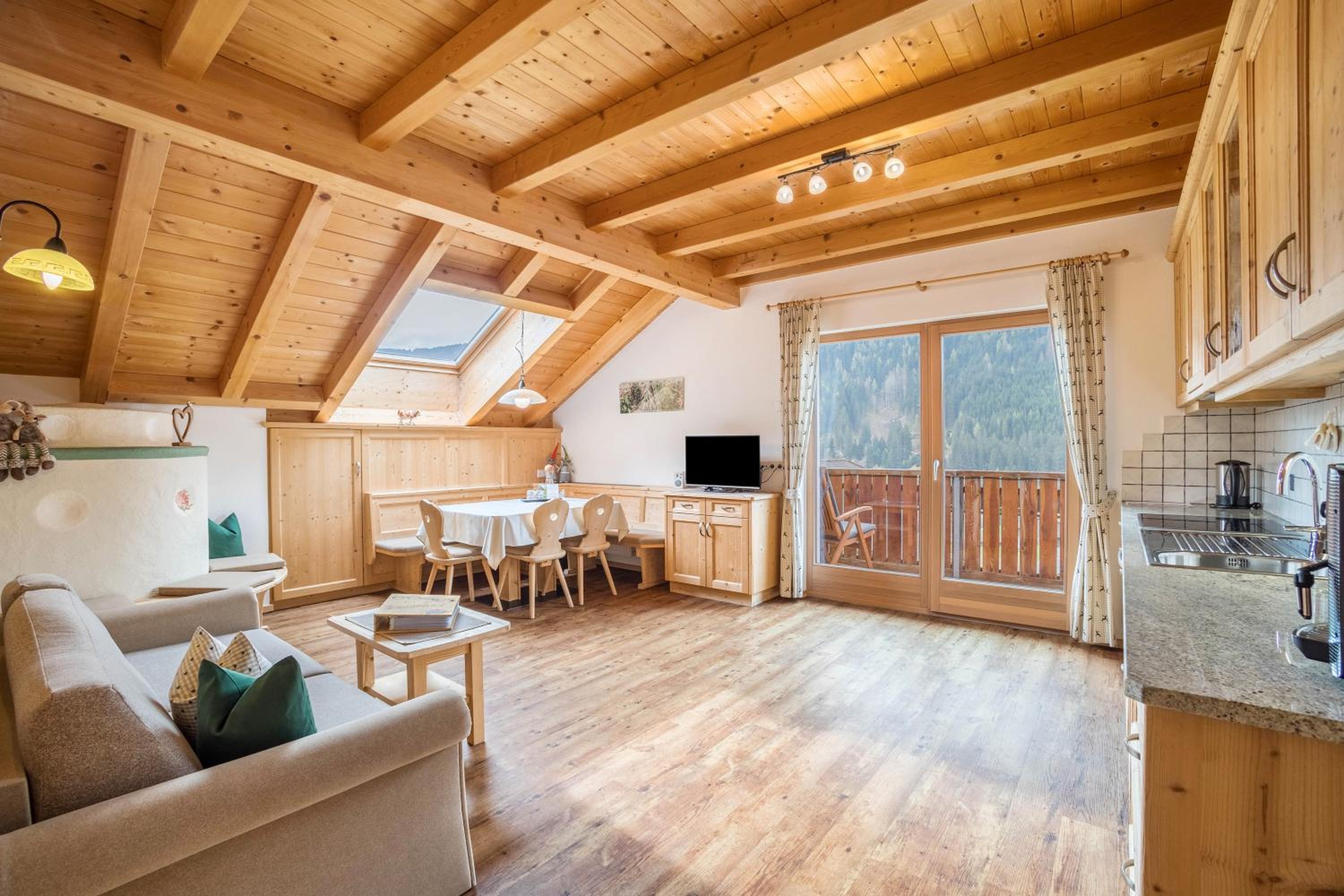 Two-Bedroom Deluxe Apartment with Garden View