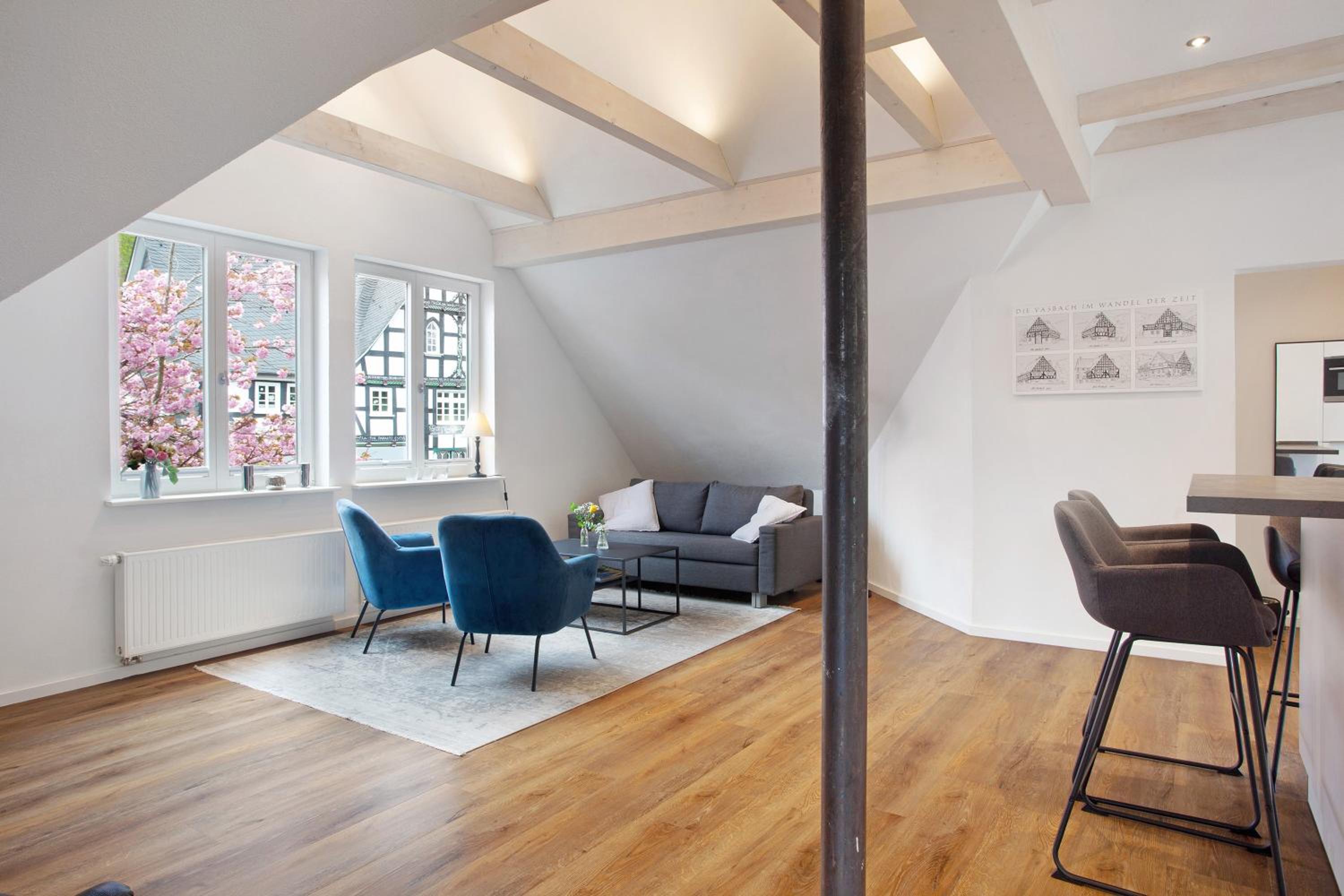 Two-Bedroom Deluxe Apartment with Garden View