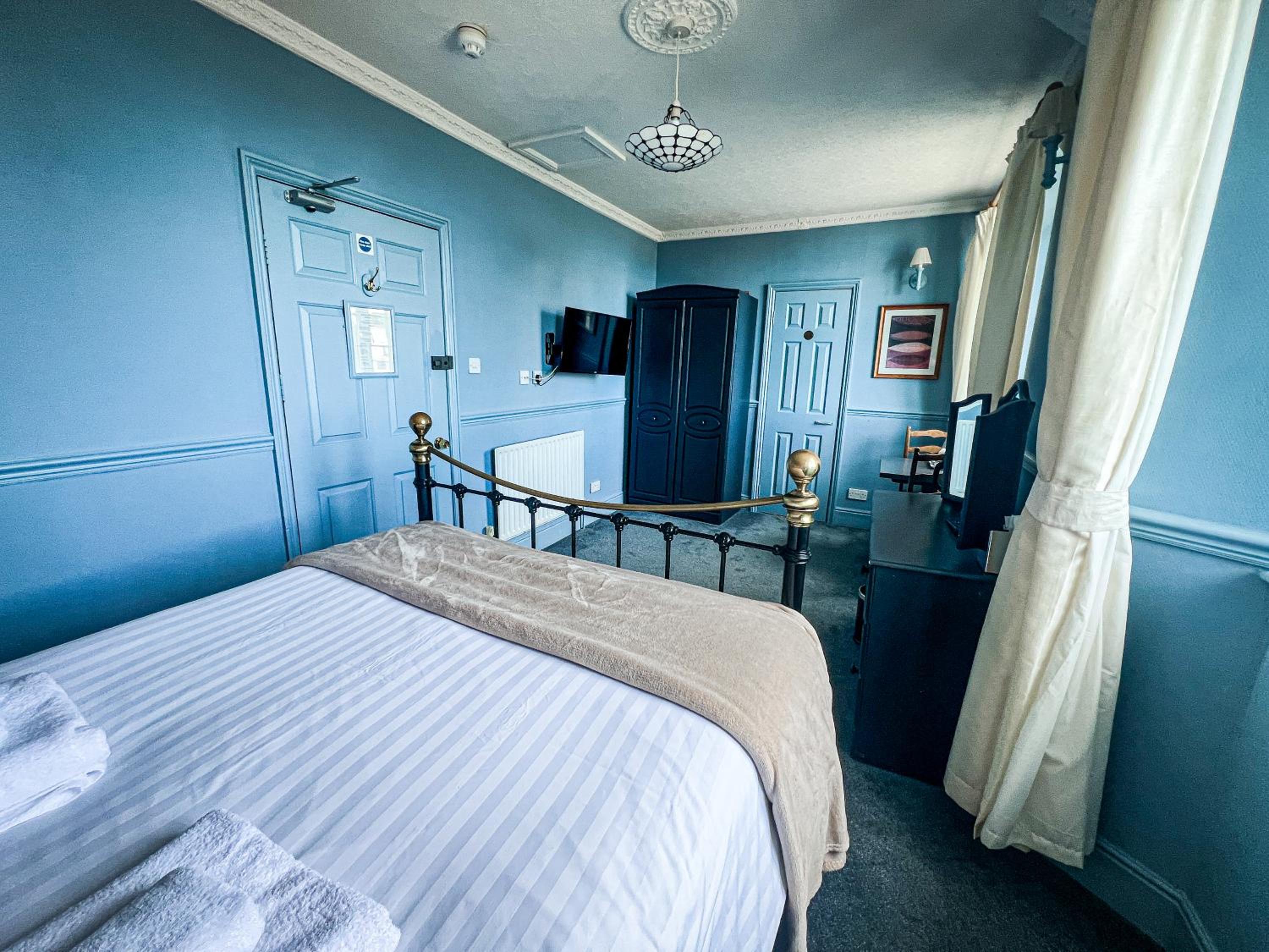 Double Room with Sea View - Photo 4