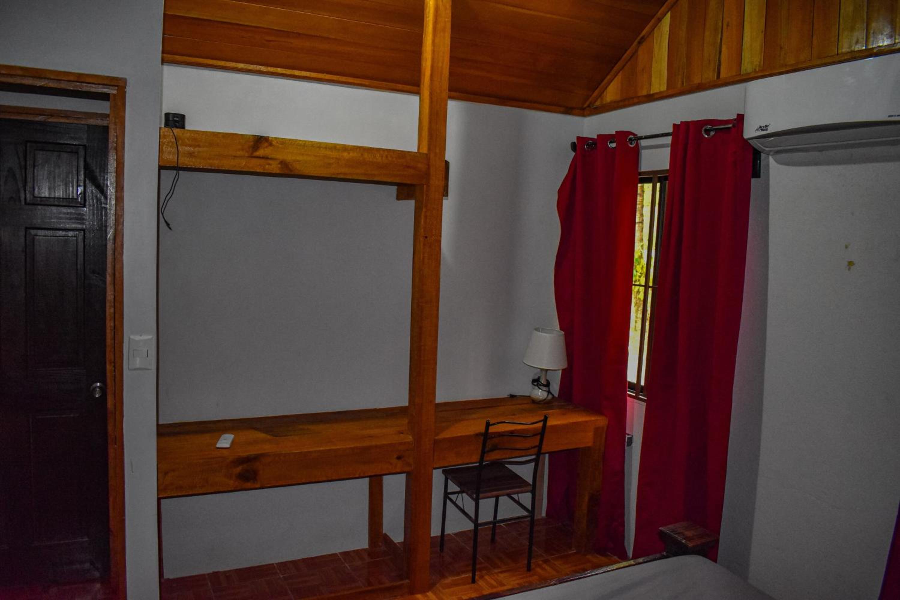 Two-Bedroom Bungalow photo 3