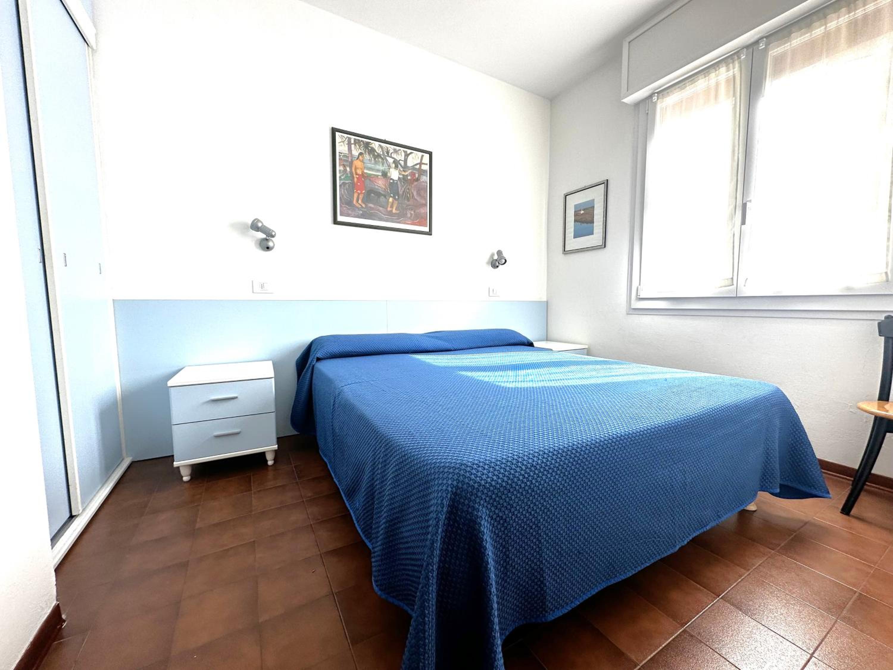 Apartment with Balcony photo 3