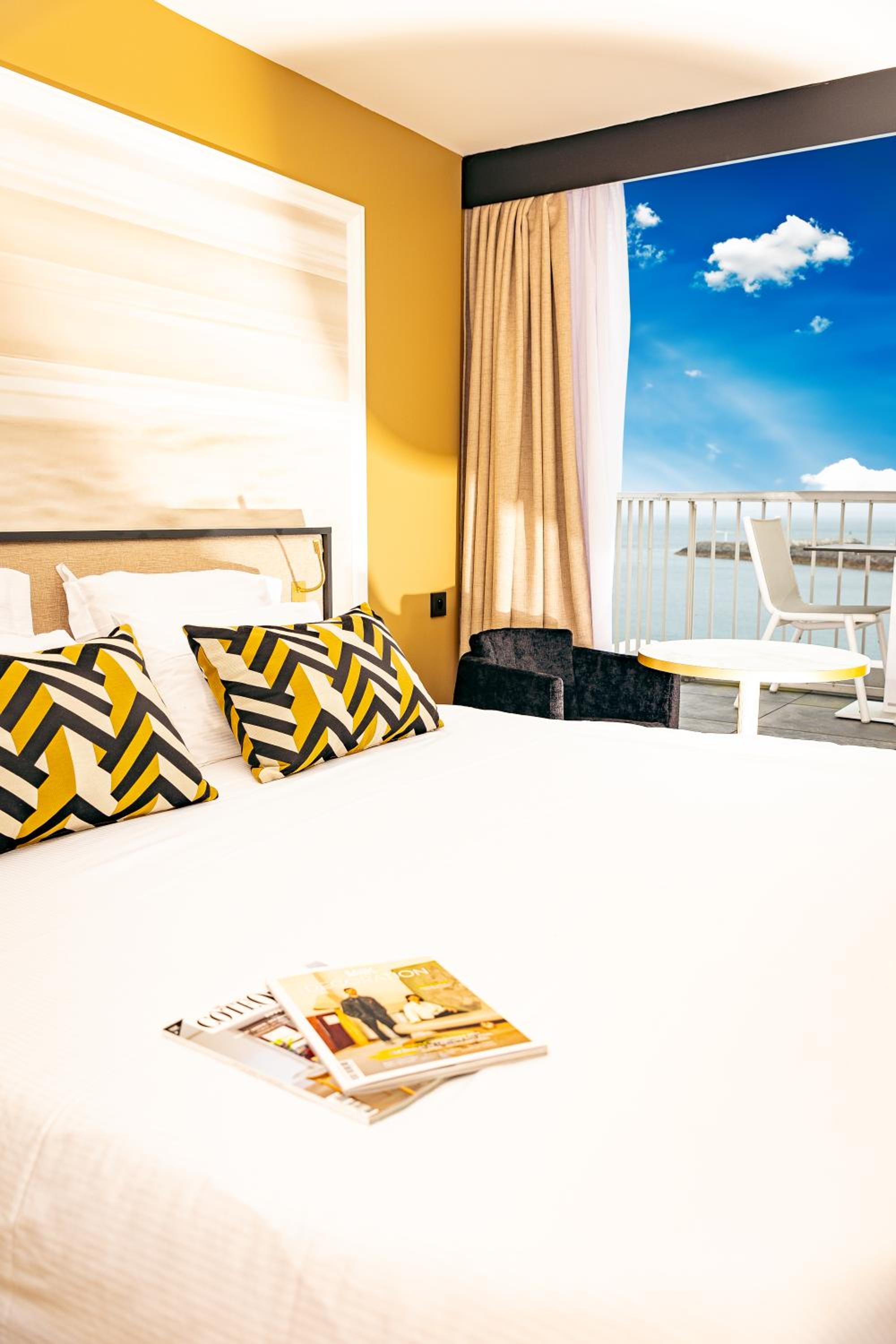 Superior Double Room With Terrace with Sea VIew - Photo 1