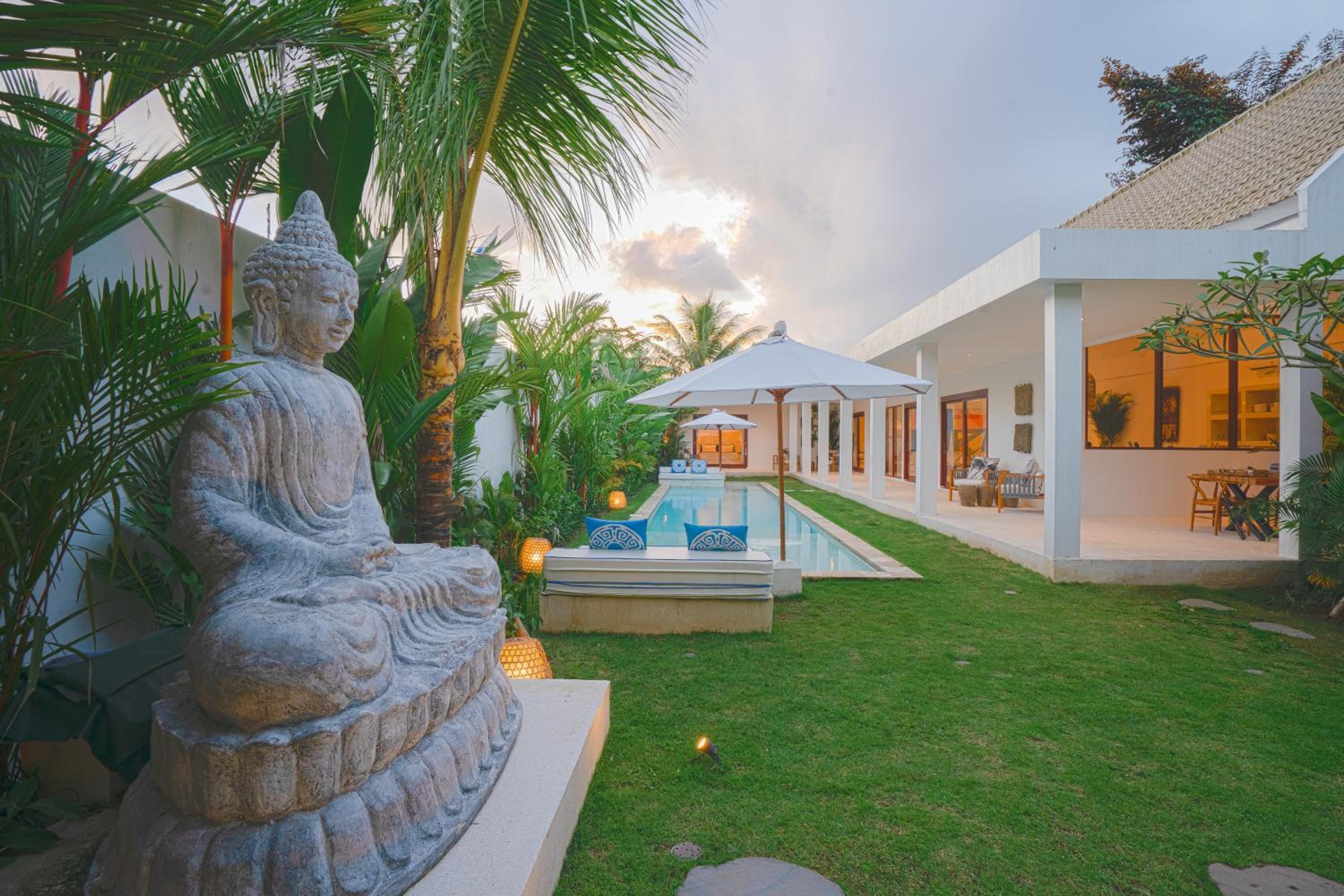 Two-Bedroom Villa - Photo 3