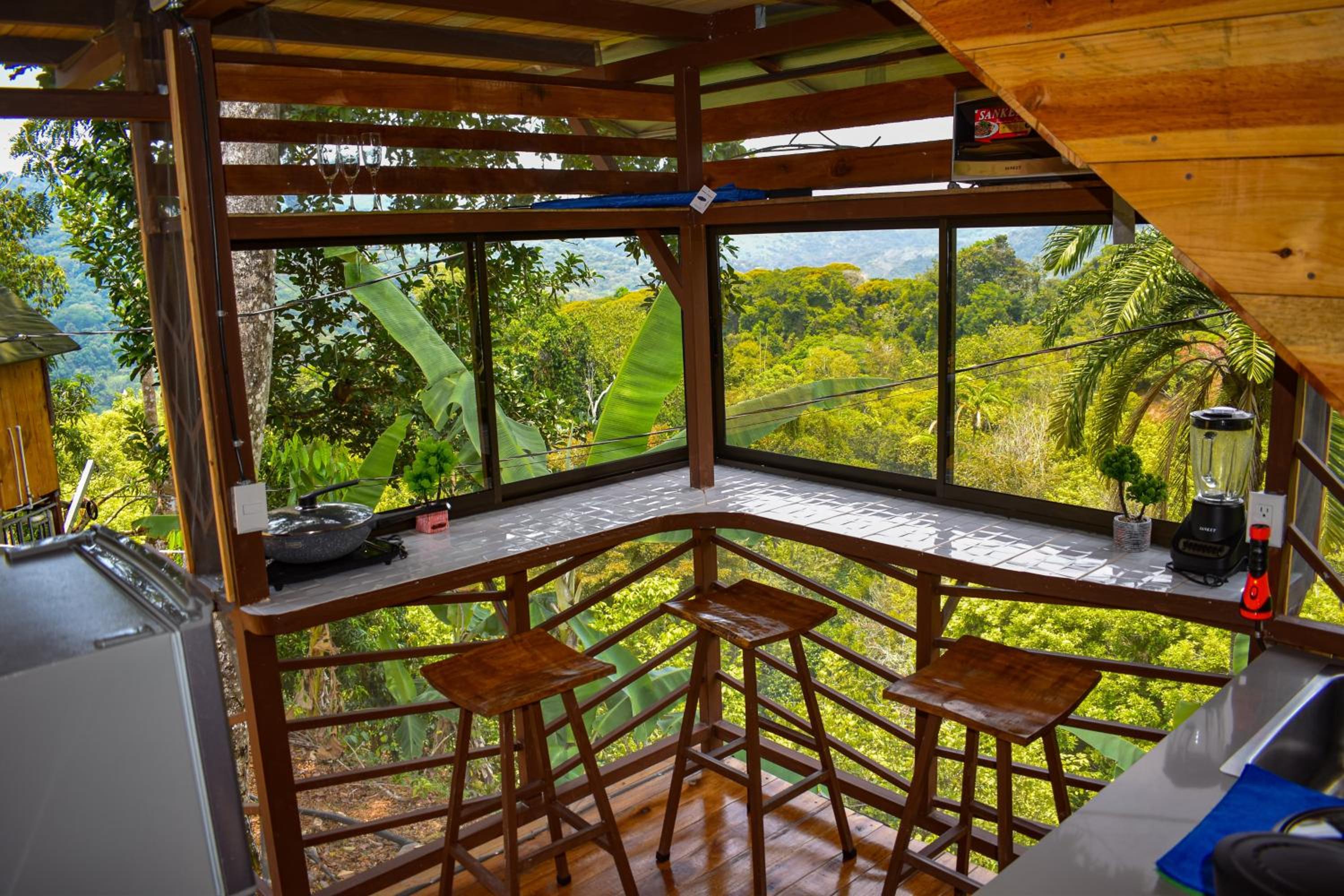 Superior Bungalow photo 3