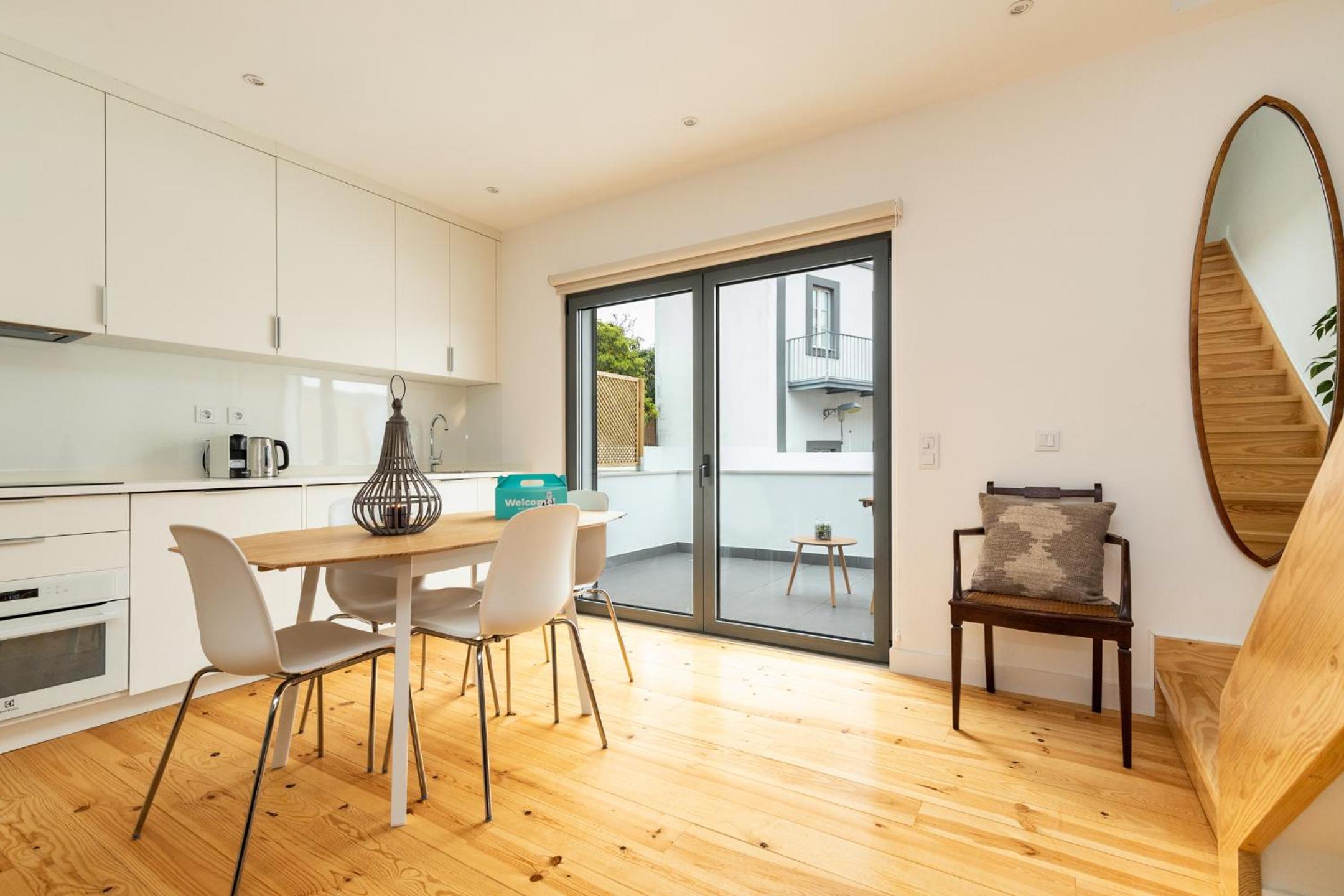 Superior One-Bedroom Apartment with Balcony photo 2