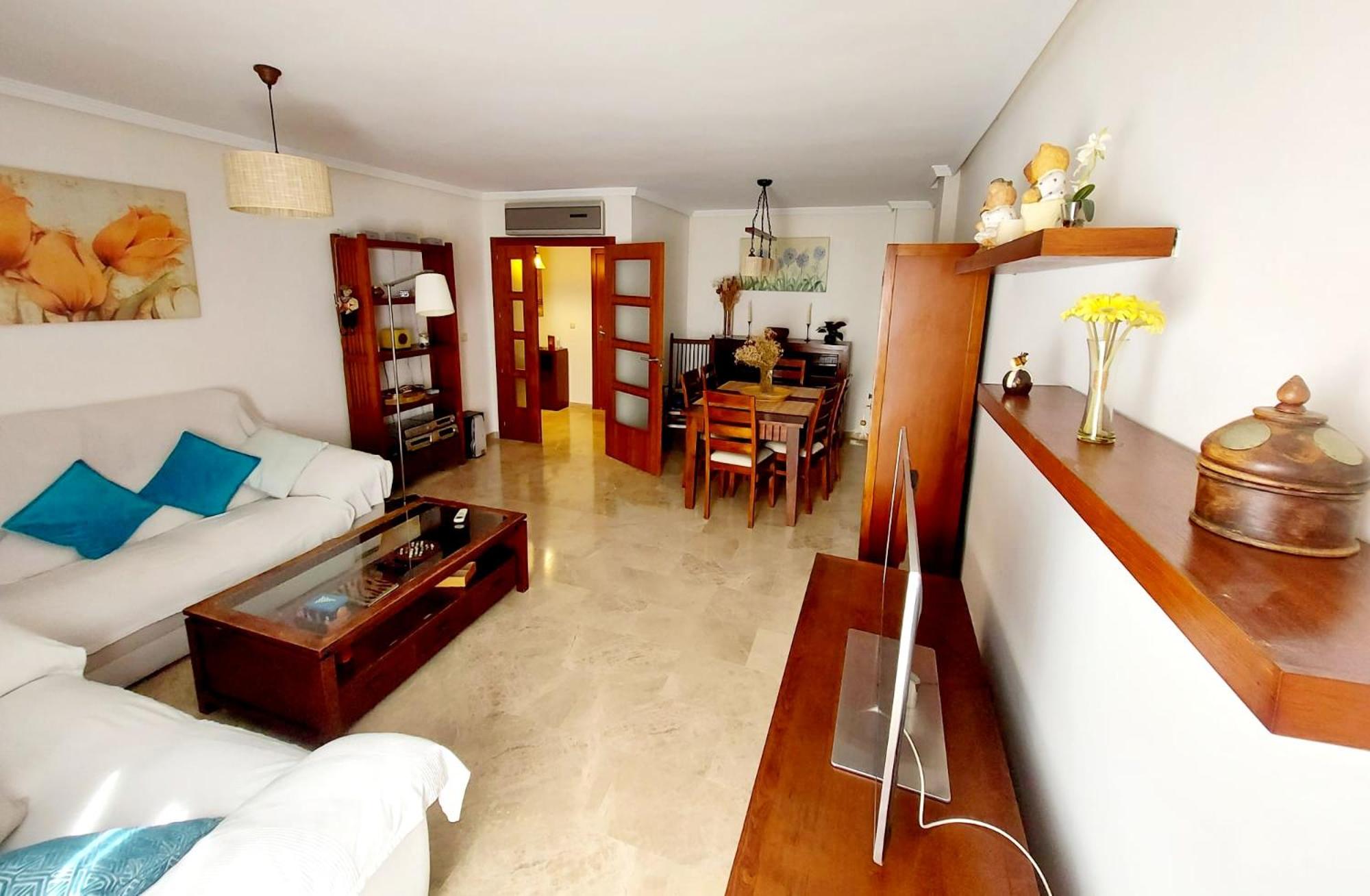 Casa adosada de tres habitaciones