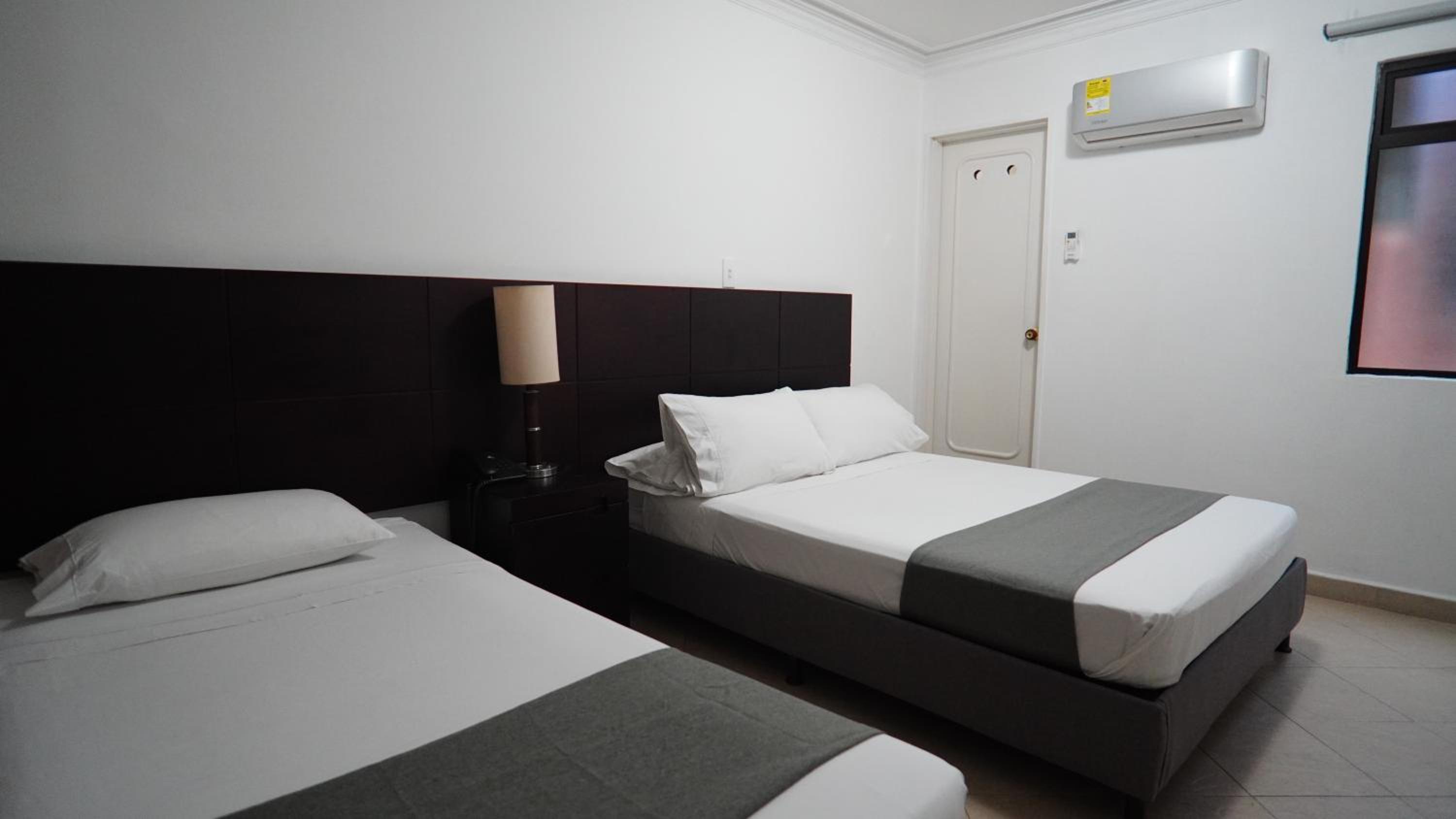Twin Room photo 1