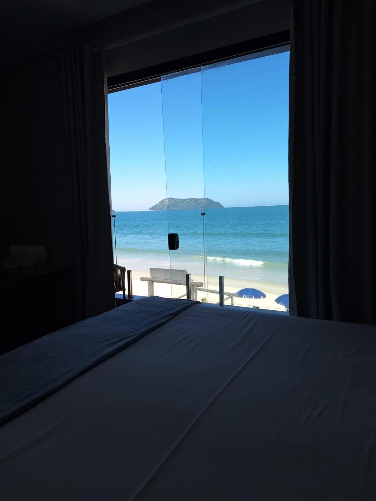 Deluxe Double Room with Balcony and Sea View photo 2