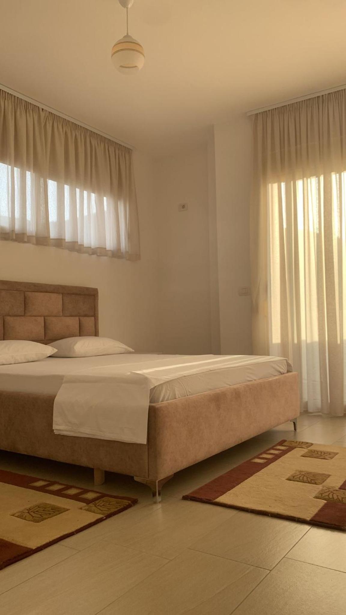 Large Double or Twin Room