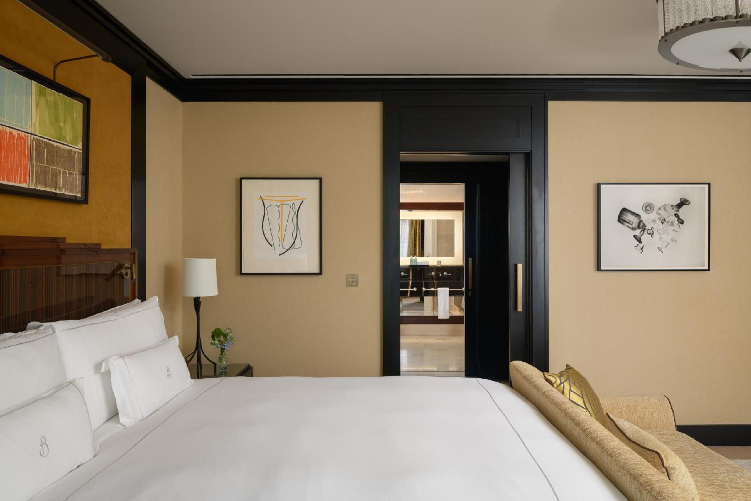 Premier Junior Suite thumbnail 5