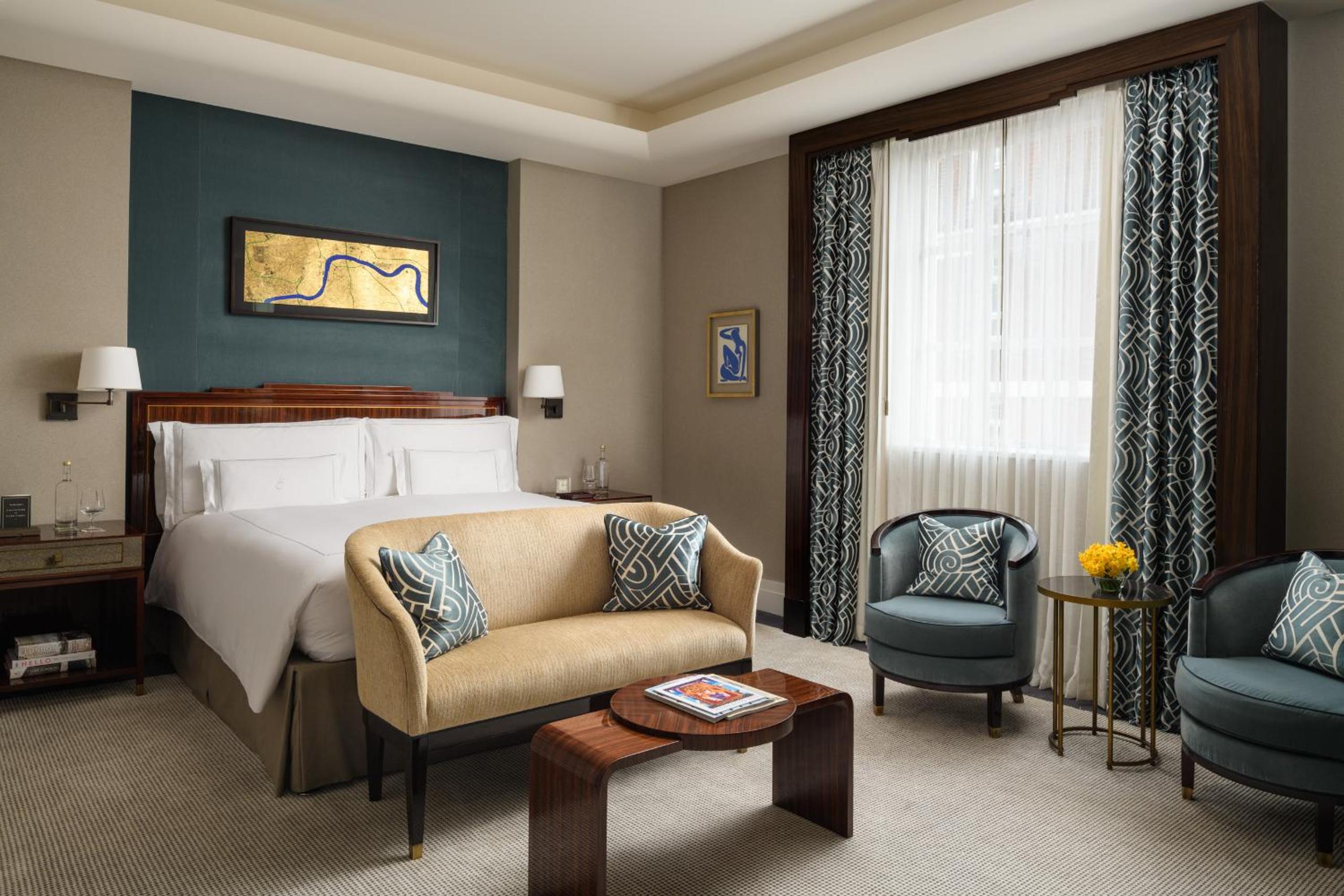 Premier Junior Suite