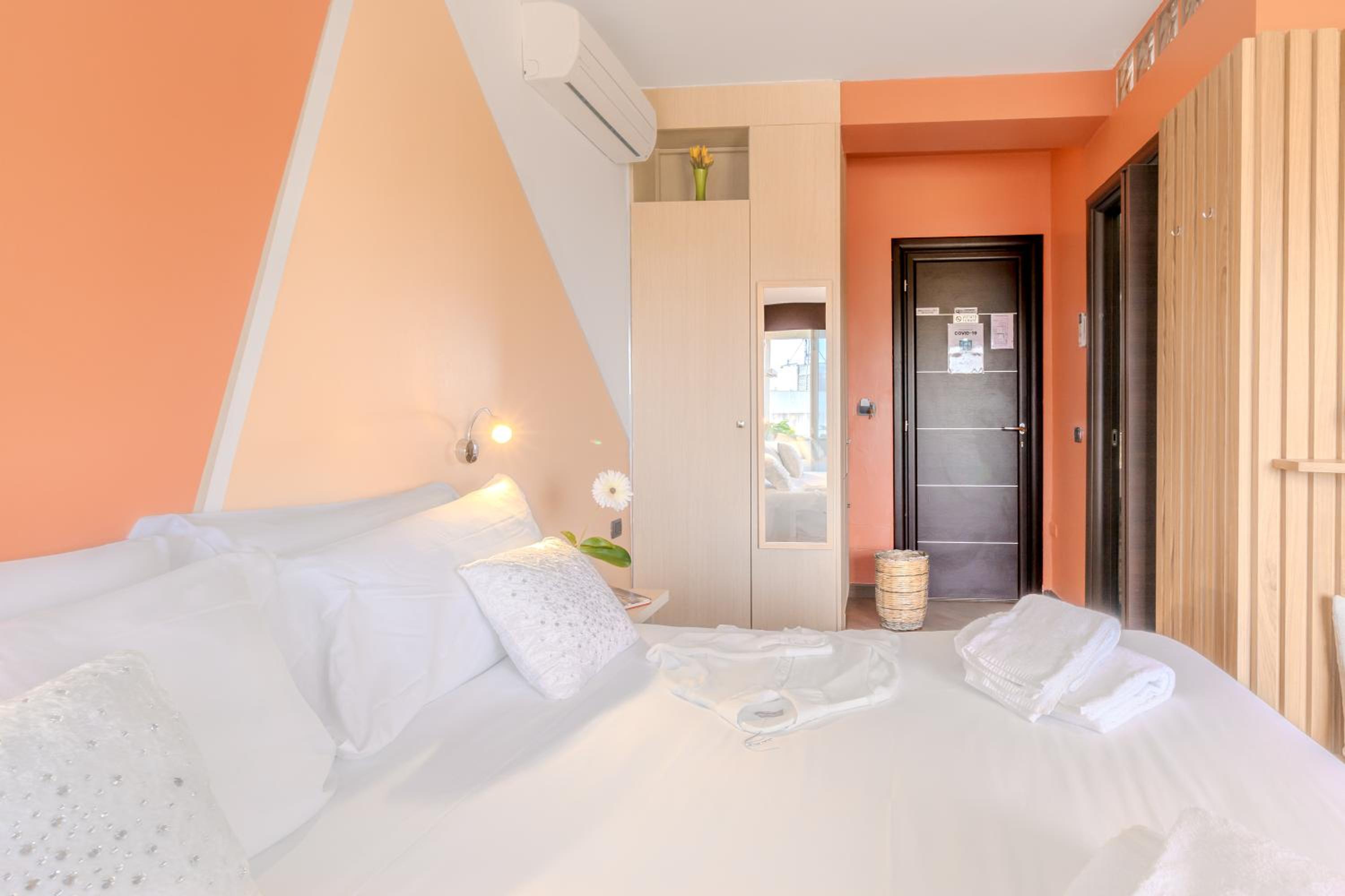 Double Room with Balcony photo 1