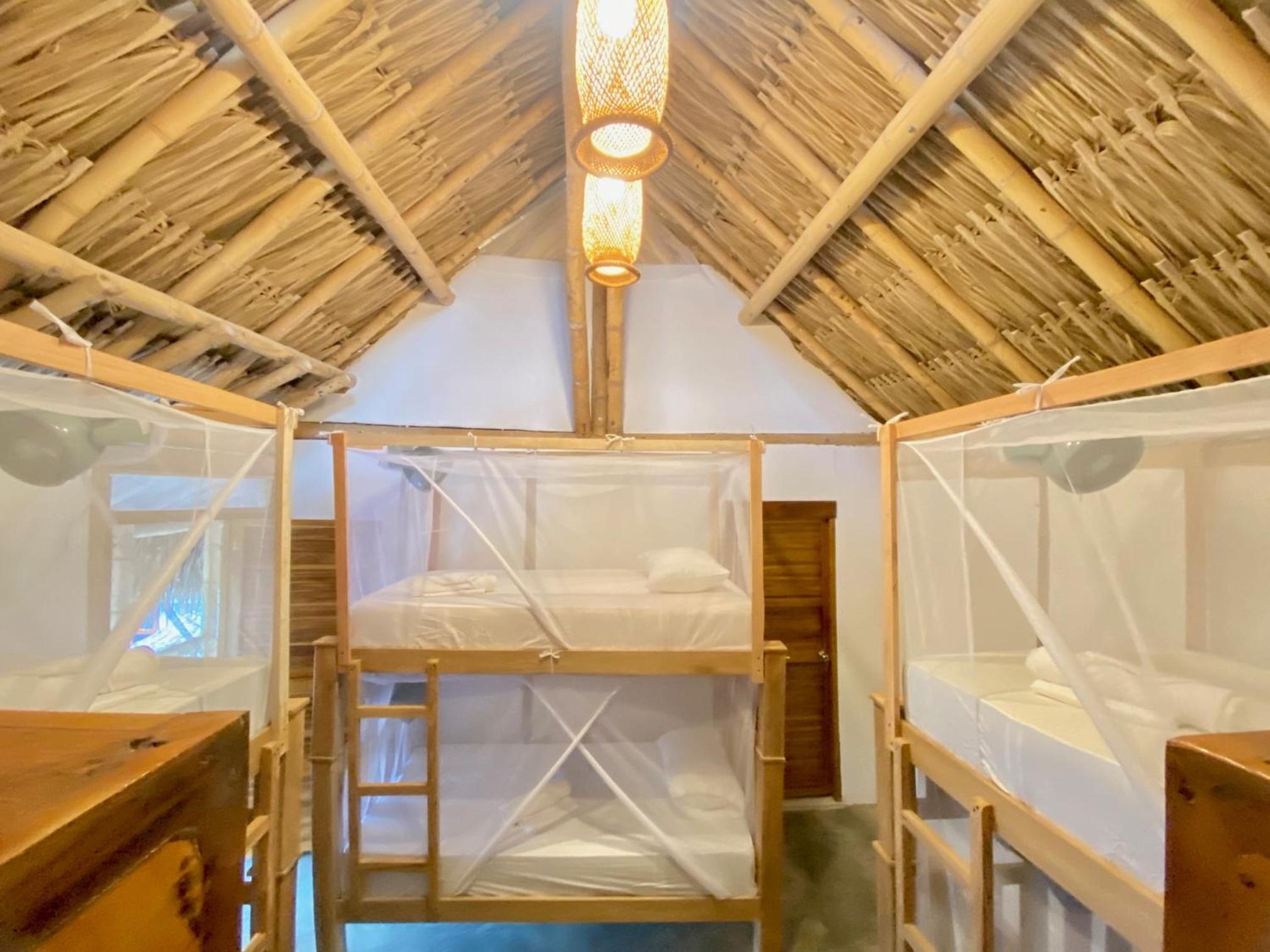 Bed in 6-Bed Mixed Dormitory Room
