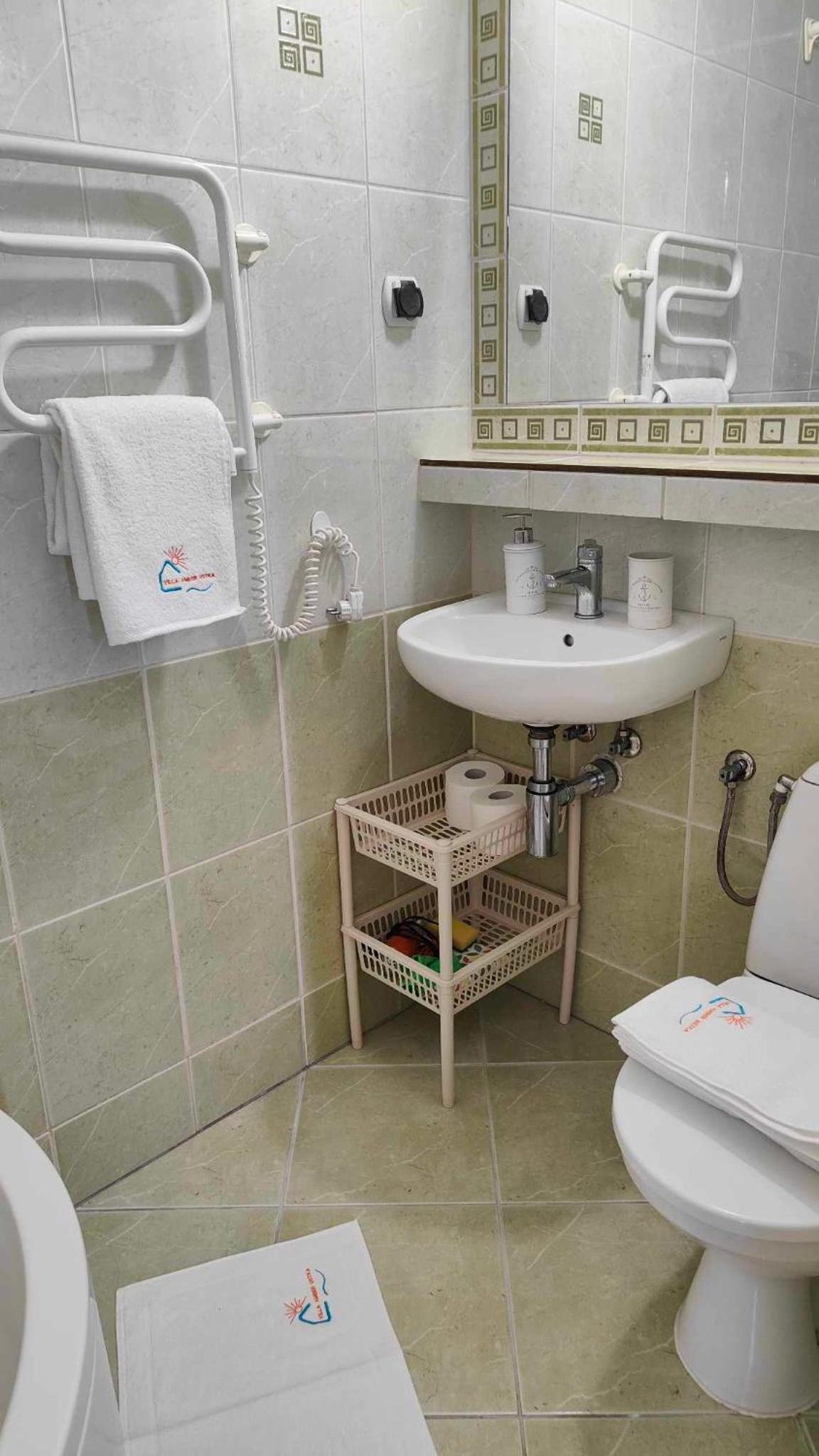 Large Single Room