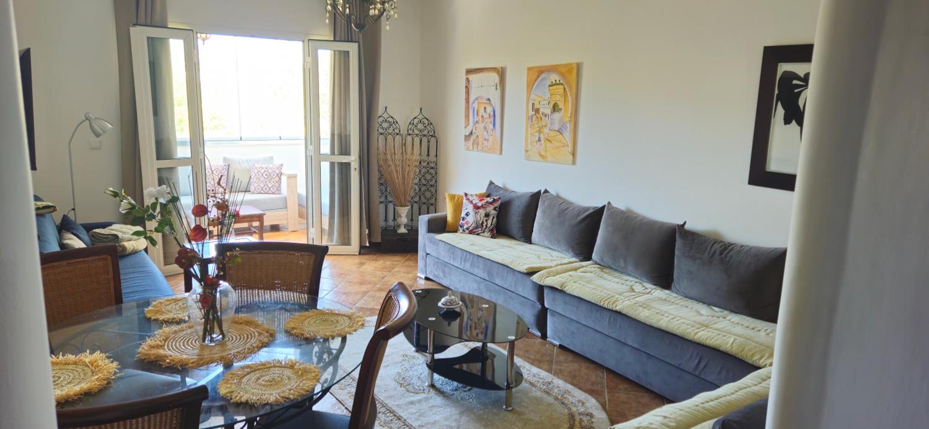 Two-Bedroom Apartment with Mountain View