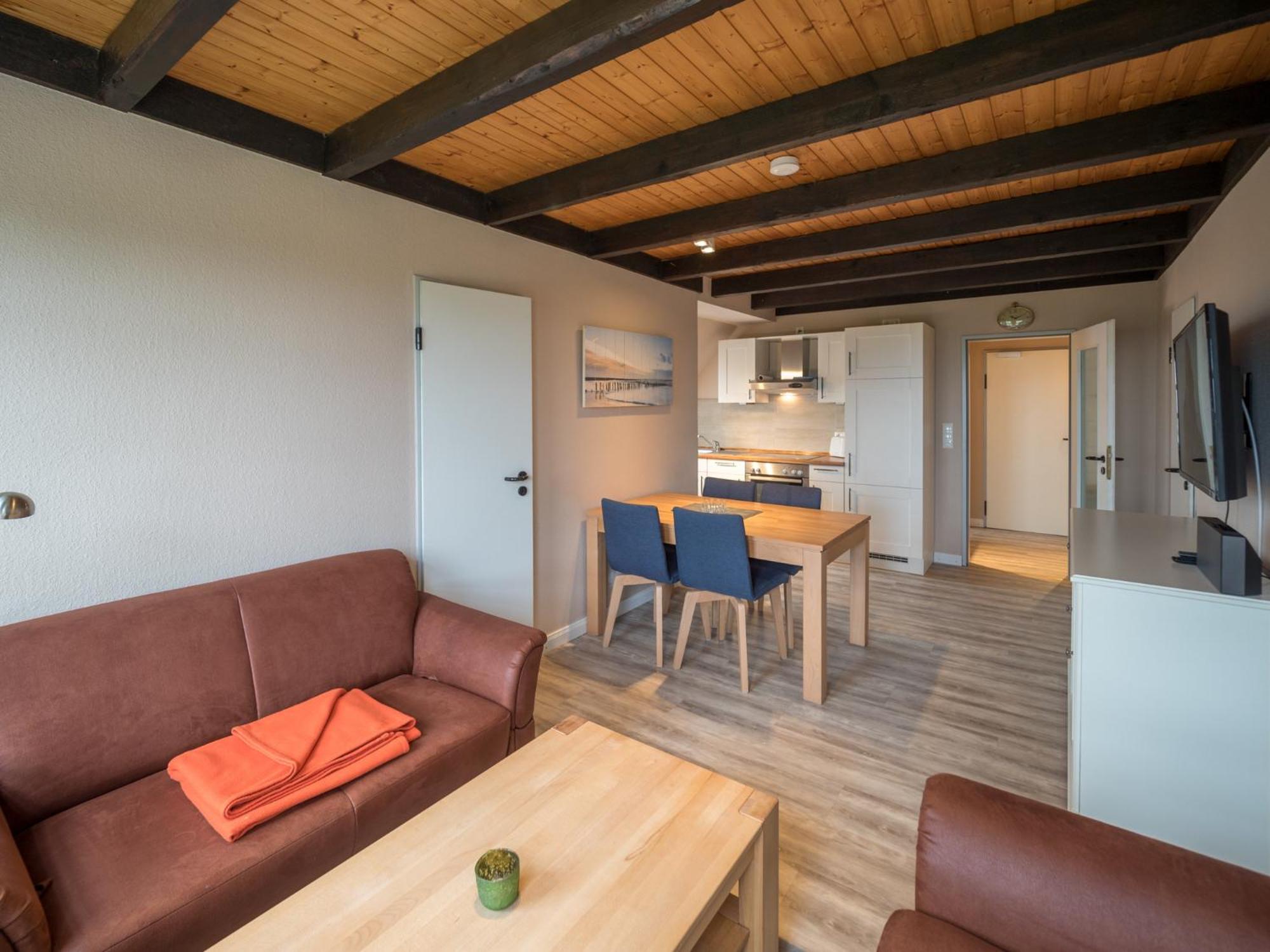 Apartment with Balcony photo 1