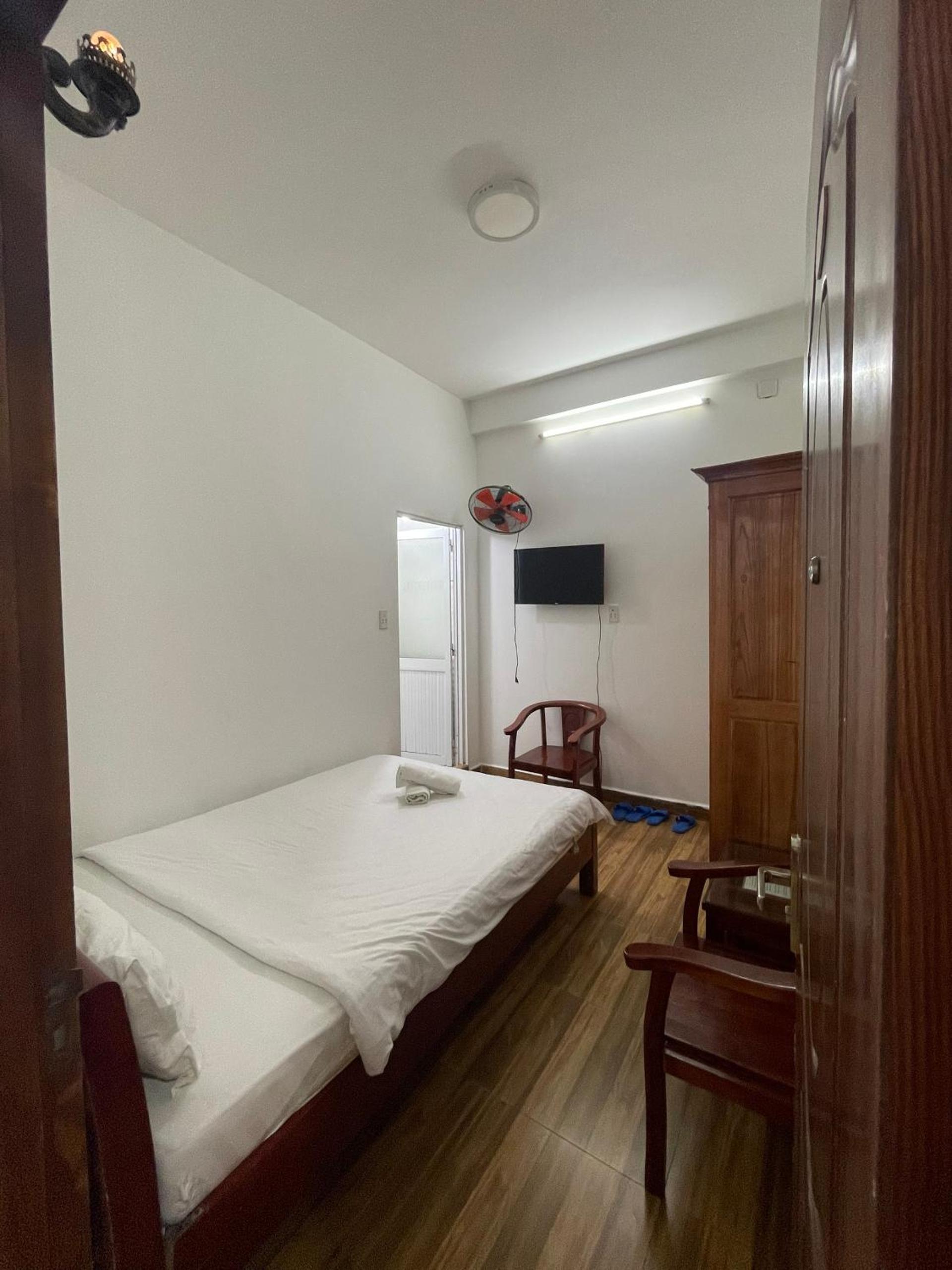 Standard Double Room photo 3