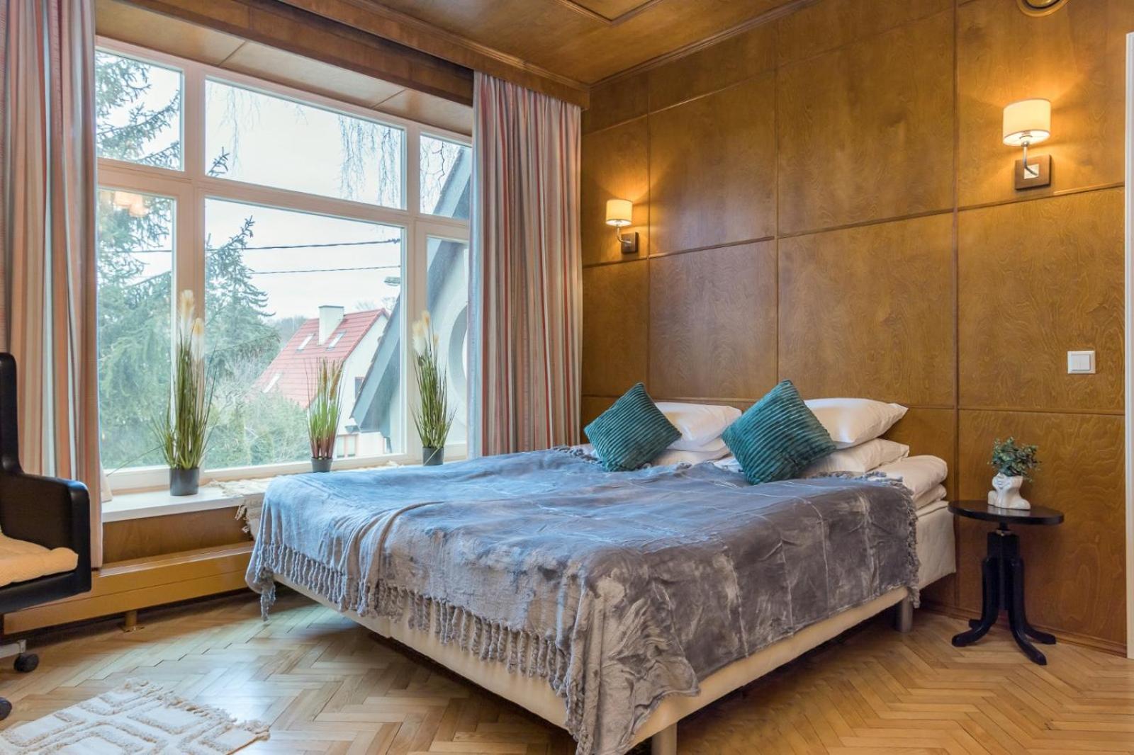 Budget Double Room with Shared Toilet photo 2