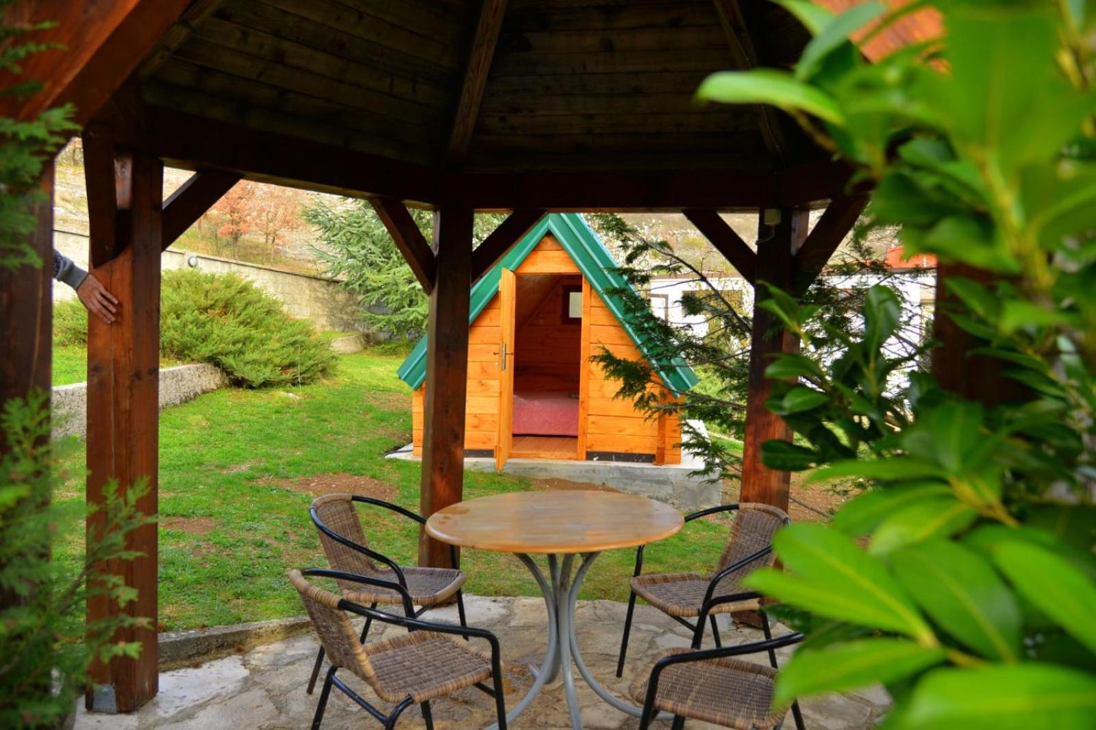 Bungalow with Garden View photo 3