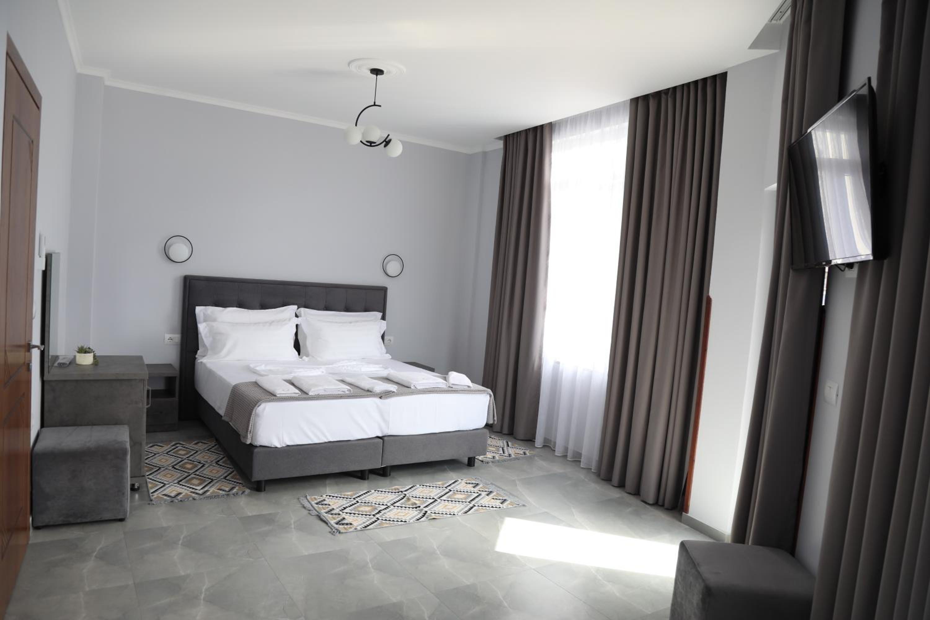 Deluxe Double or Twin Room with Balcony