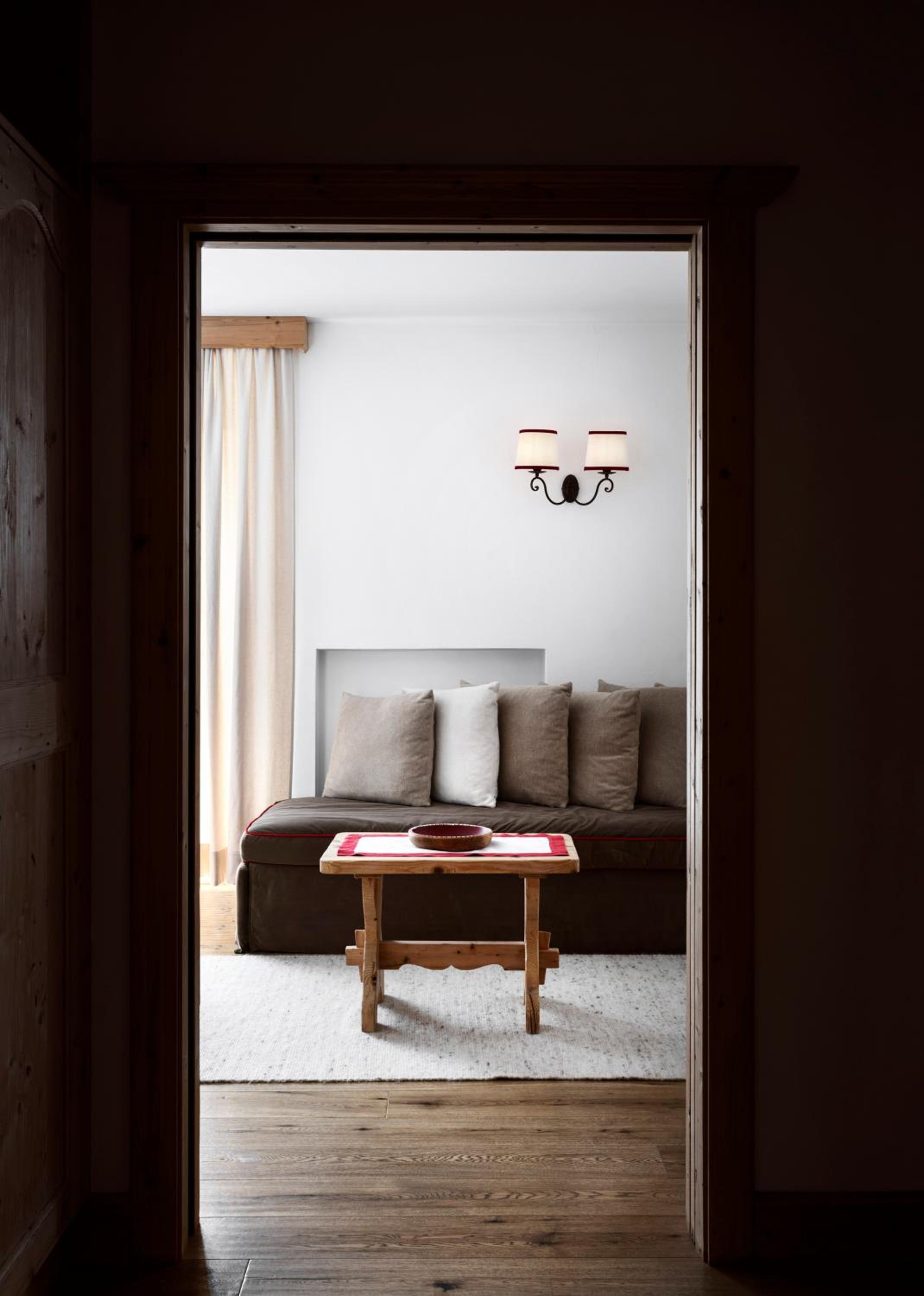 Superior Double Room with Balcony - Photo 3