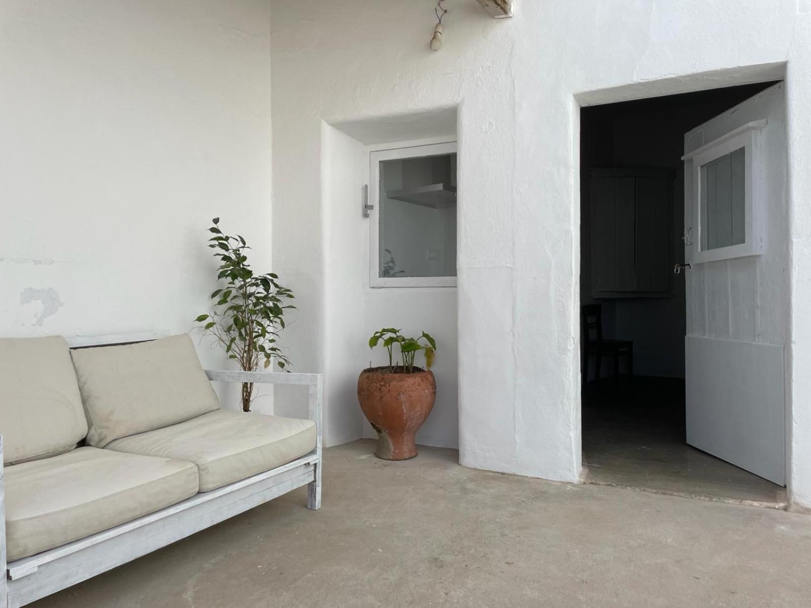 Two-Bedroom Studio Apartment photo 3