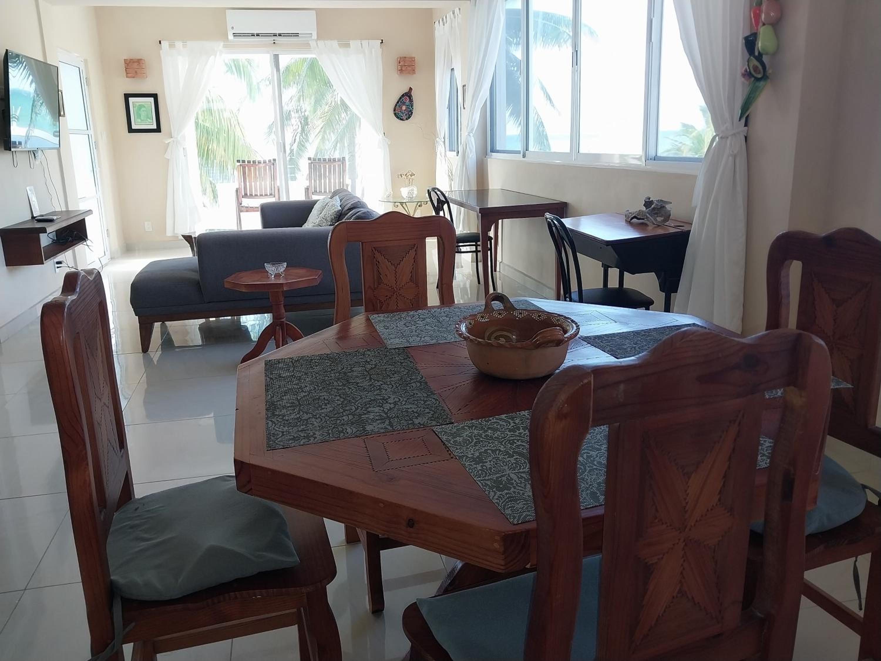 King Suite with Ocean View - Photo 8