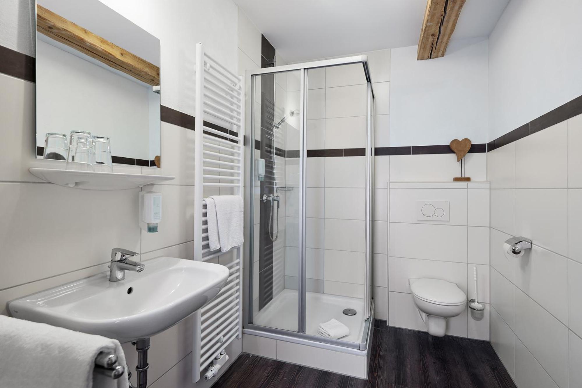 Standard Double Room photo 2